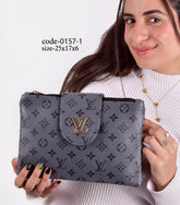 Louis Vuitton Handbag F- 0157