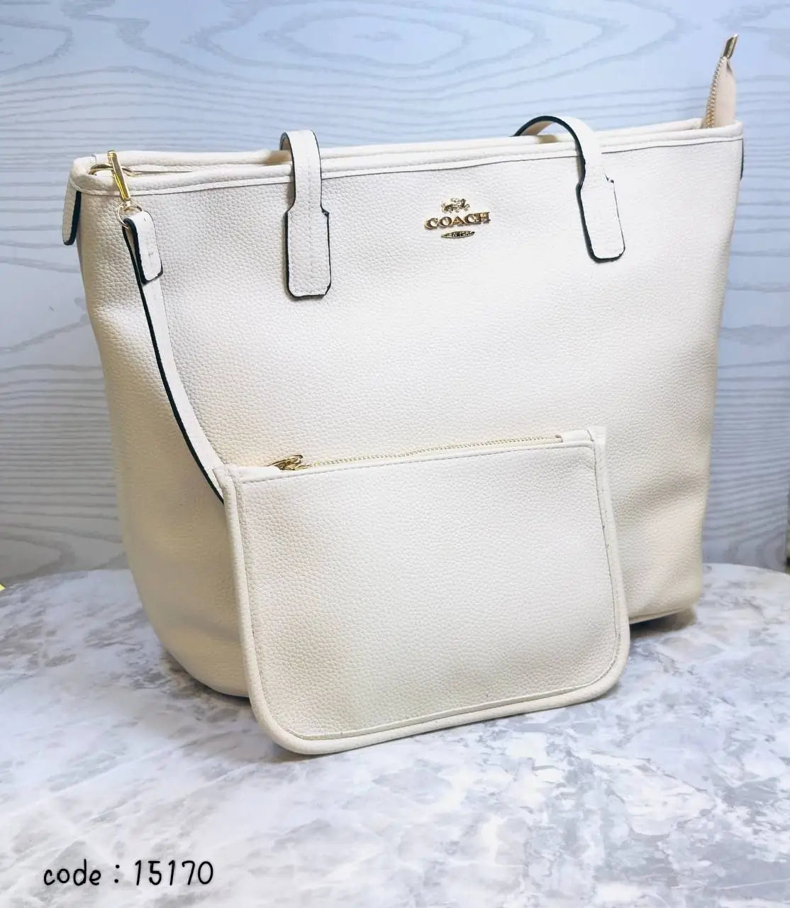 Coach Handbag L- 15170
