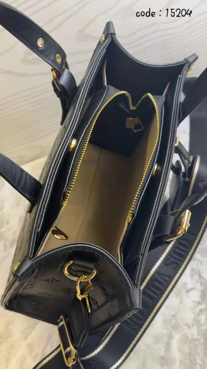 Louis Vuitton Handbag L- 15204