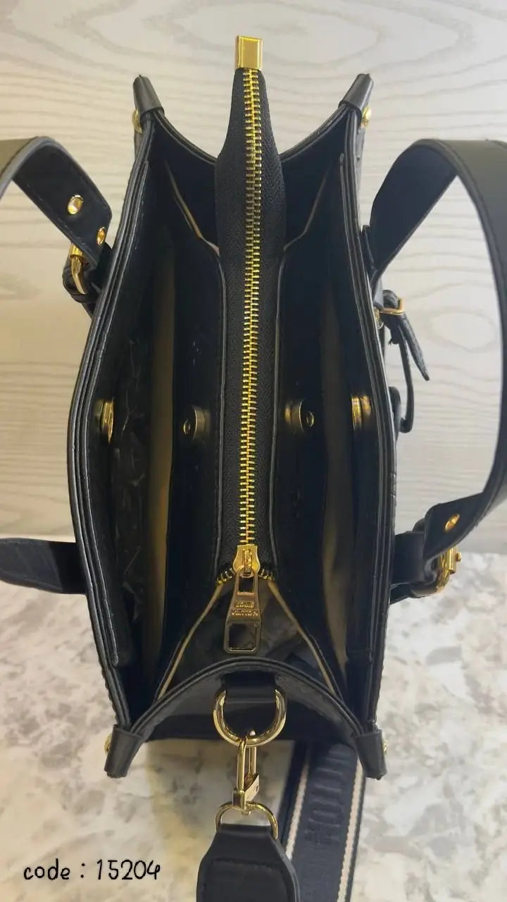 Louis Vuitton Handbag L- 15204