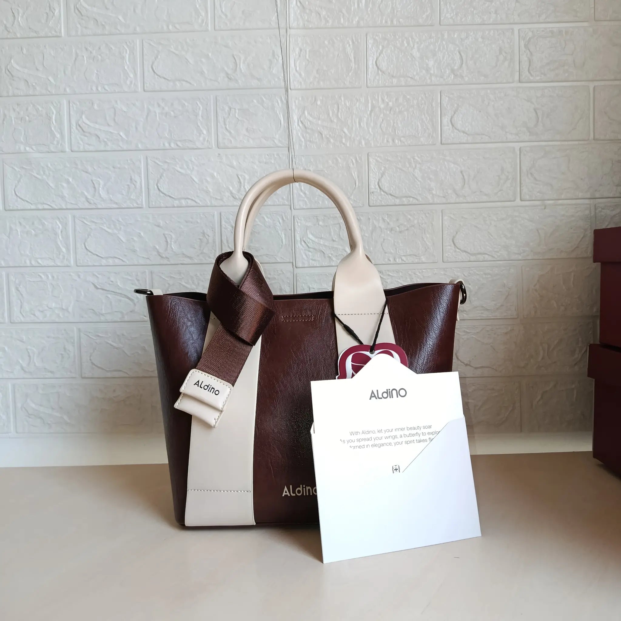 Aldino Handbag T- GB30 With Box 🎁