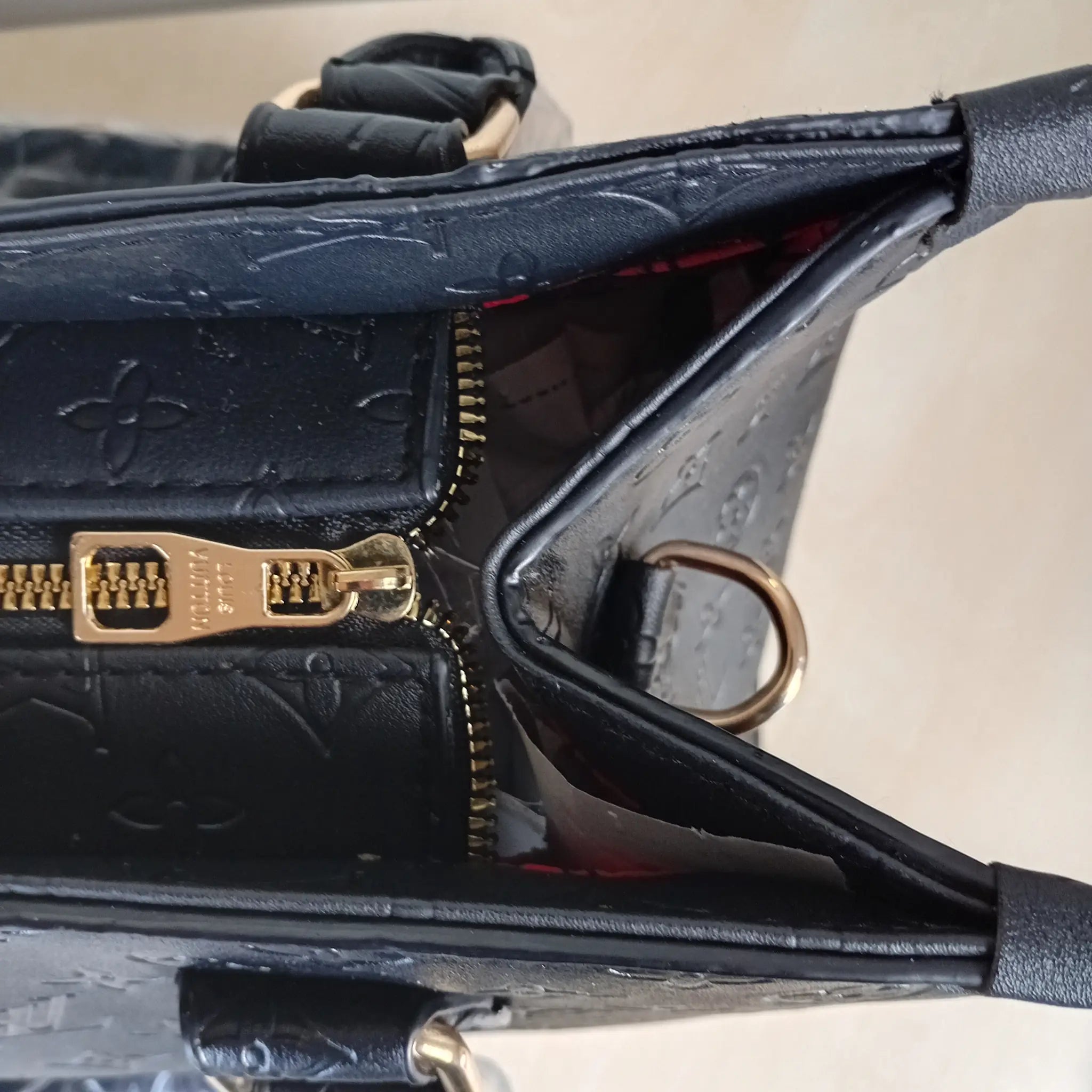 Louis Vuitton Bundle (Handbag + Wallet + 2 Straps) With BOX🎁