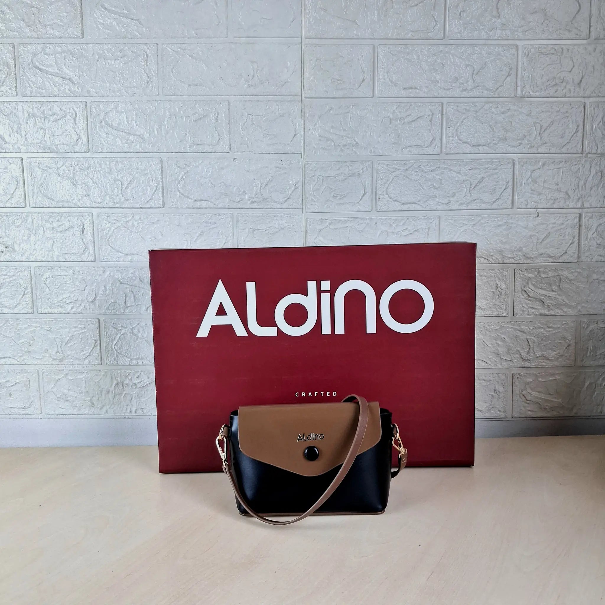 Aldino Handbag T- GB28 With Box 🎁