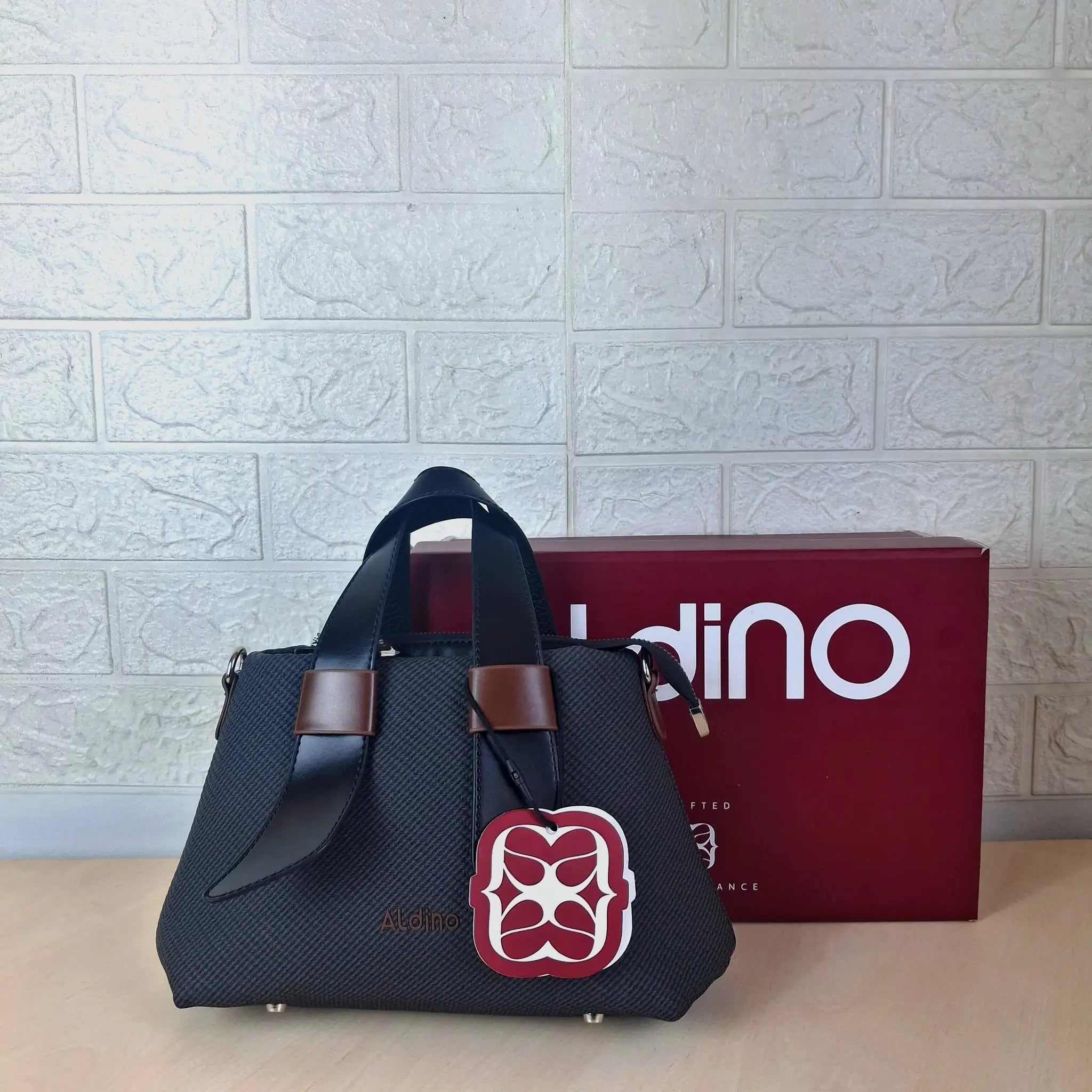 Aldino Handbag T- GB25 With Box 🎁