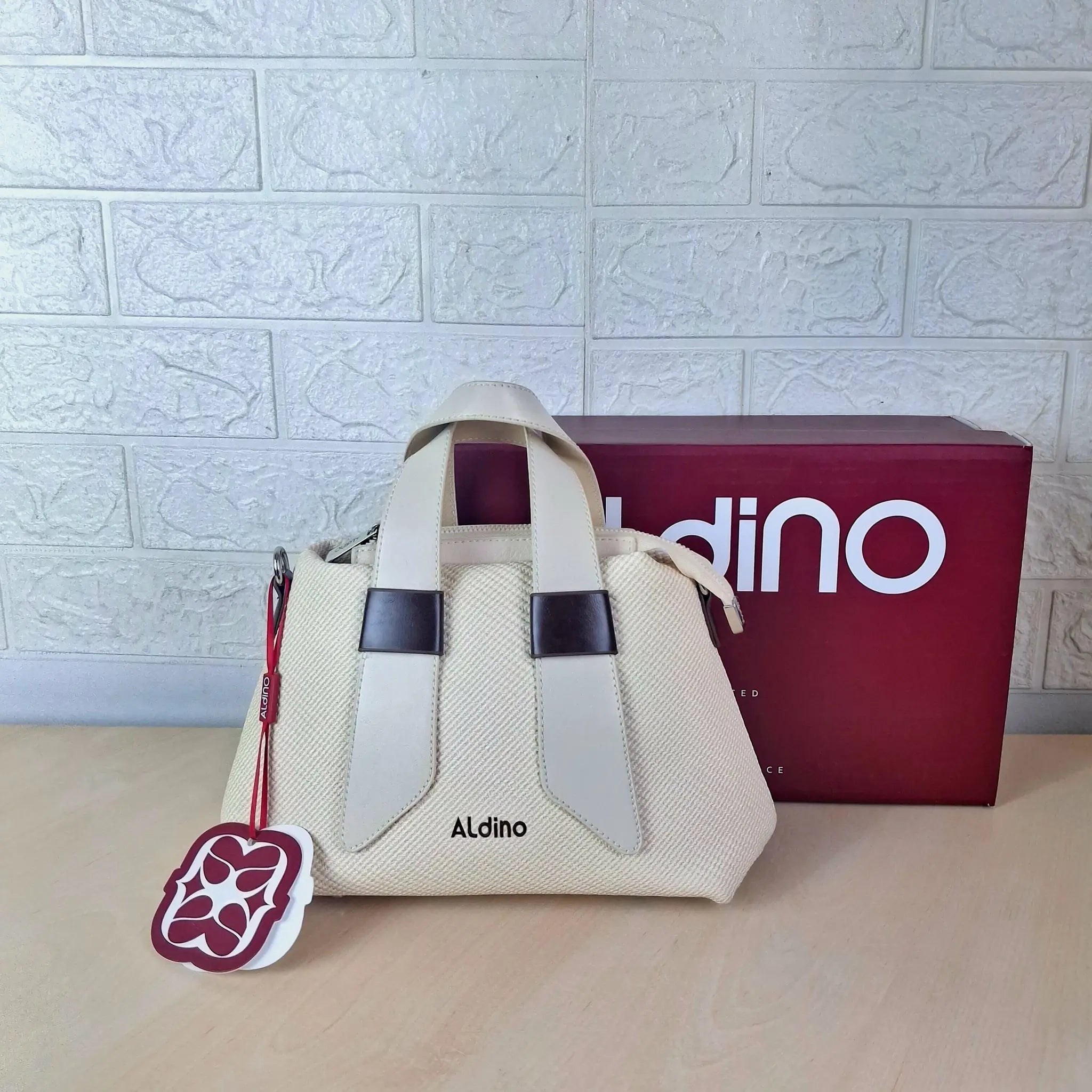 Aldino Handbag T- GB25 With Box 🎁