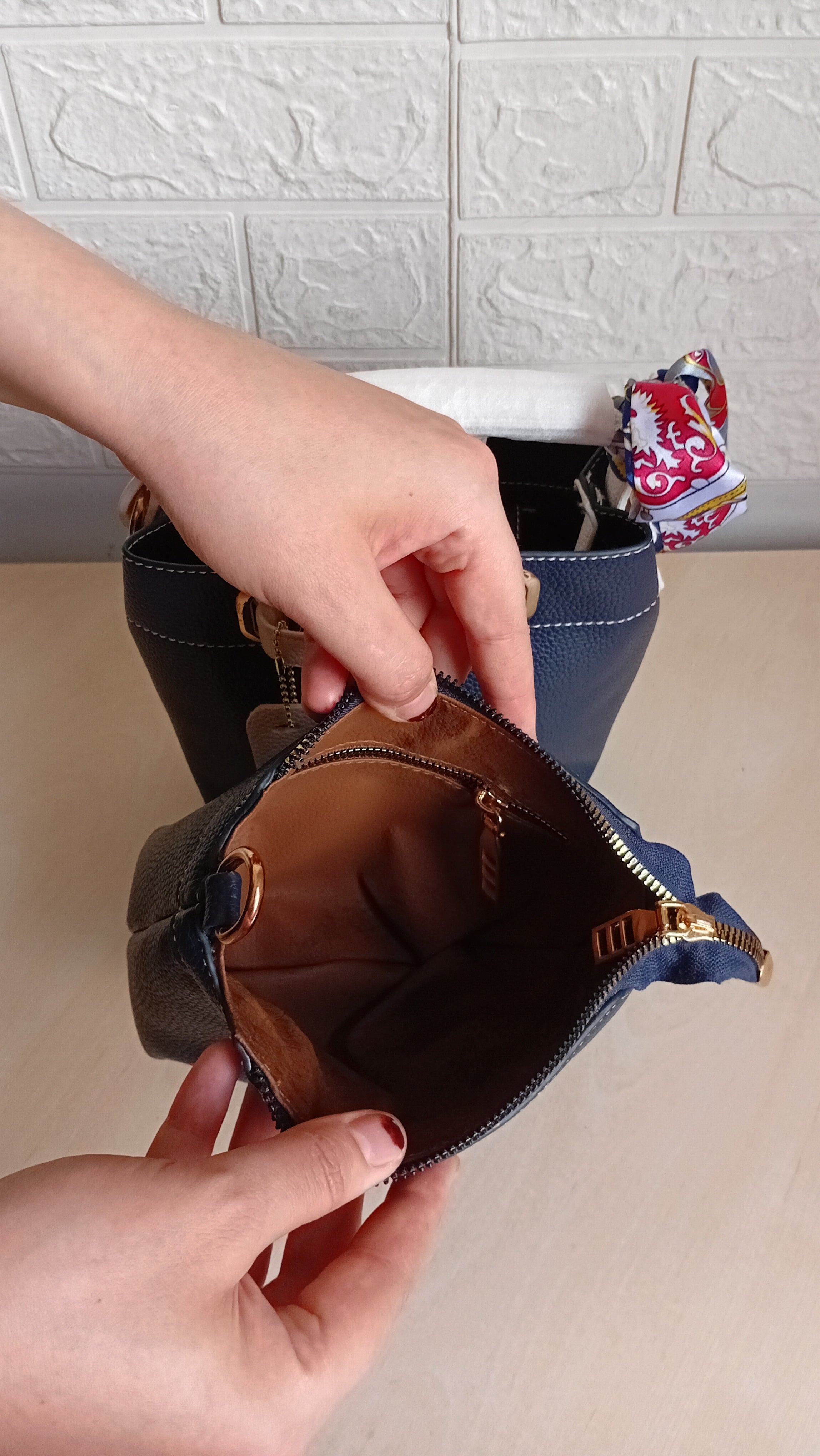 Hermès Handbag L- 29216