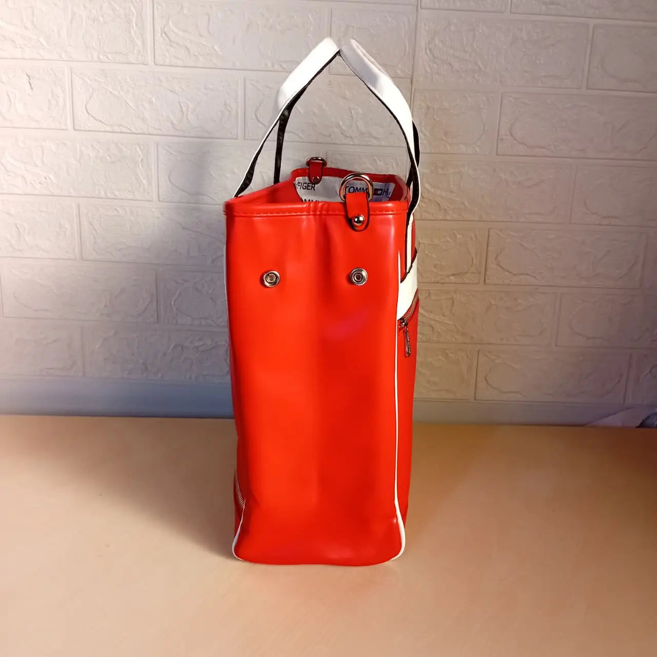 Tommy Hilfiger Handbag L- 23015 With Box🎁