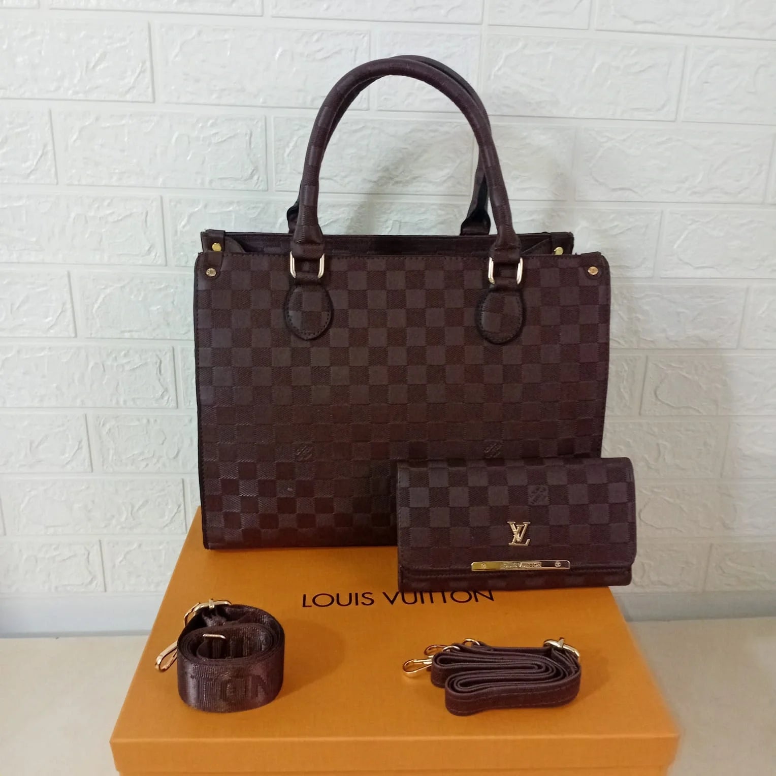 Louis Vuitton Bundle (Handbag + Wallet + 2 Straps) With BOX🎁