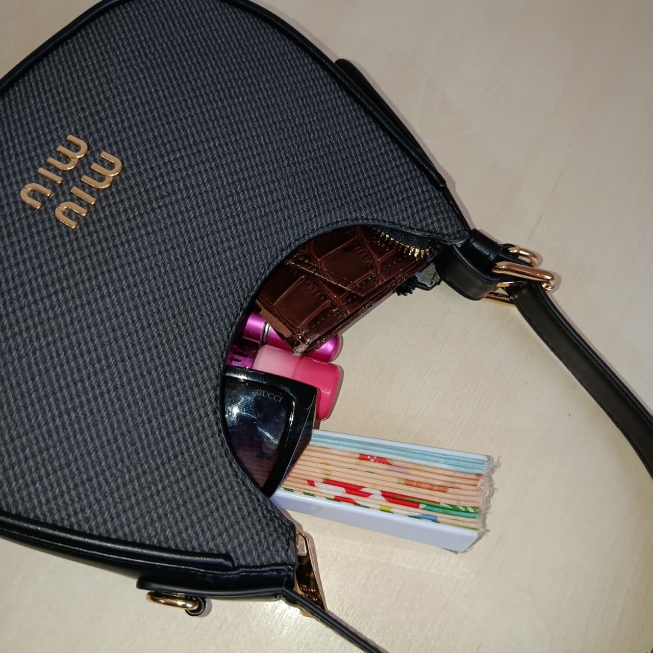 Miu Miu Handbag N- 299
