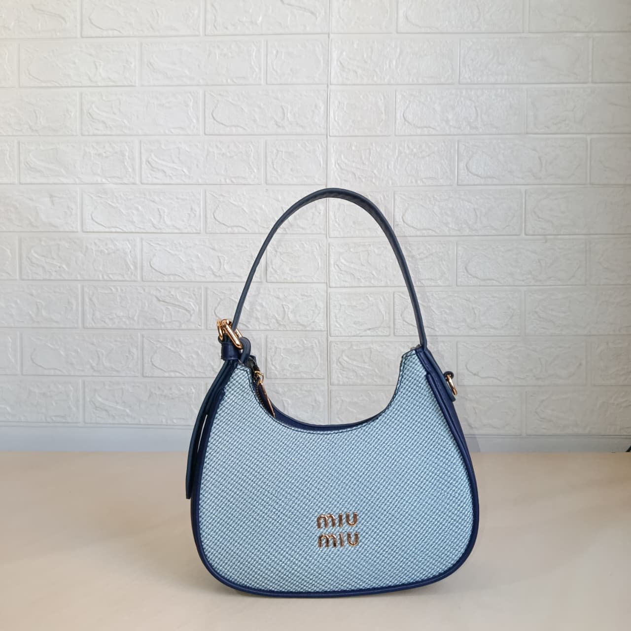 Miu Miu Handbag N- 299