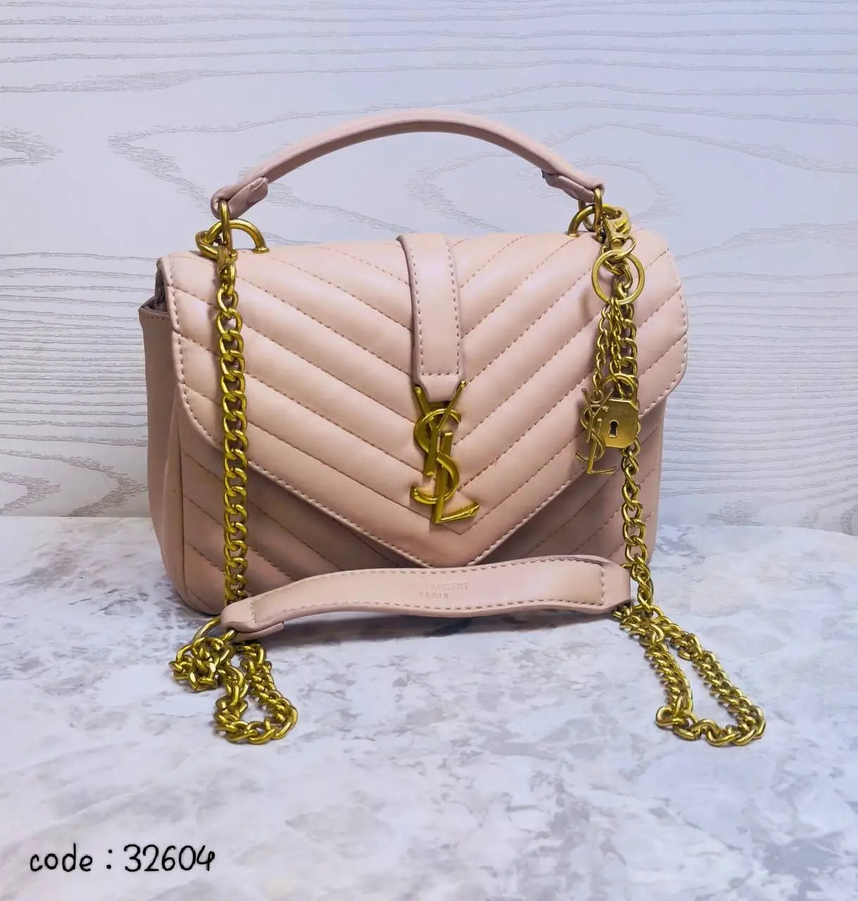 Saint Laurent Handbag L- 32604