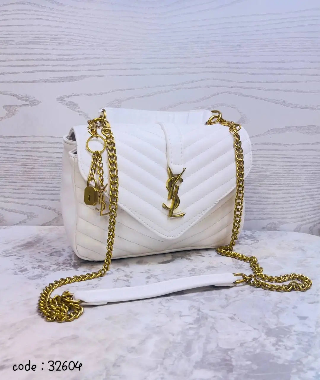 Saint Laurent Handbag L- 32604