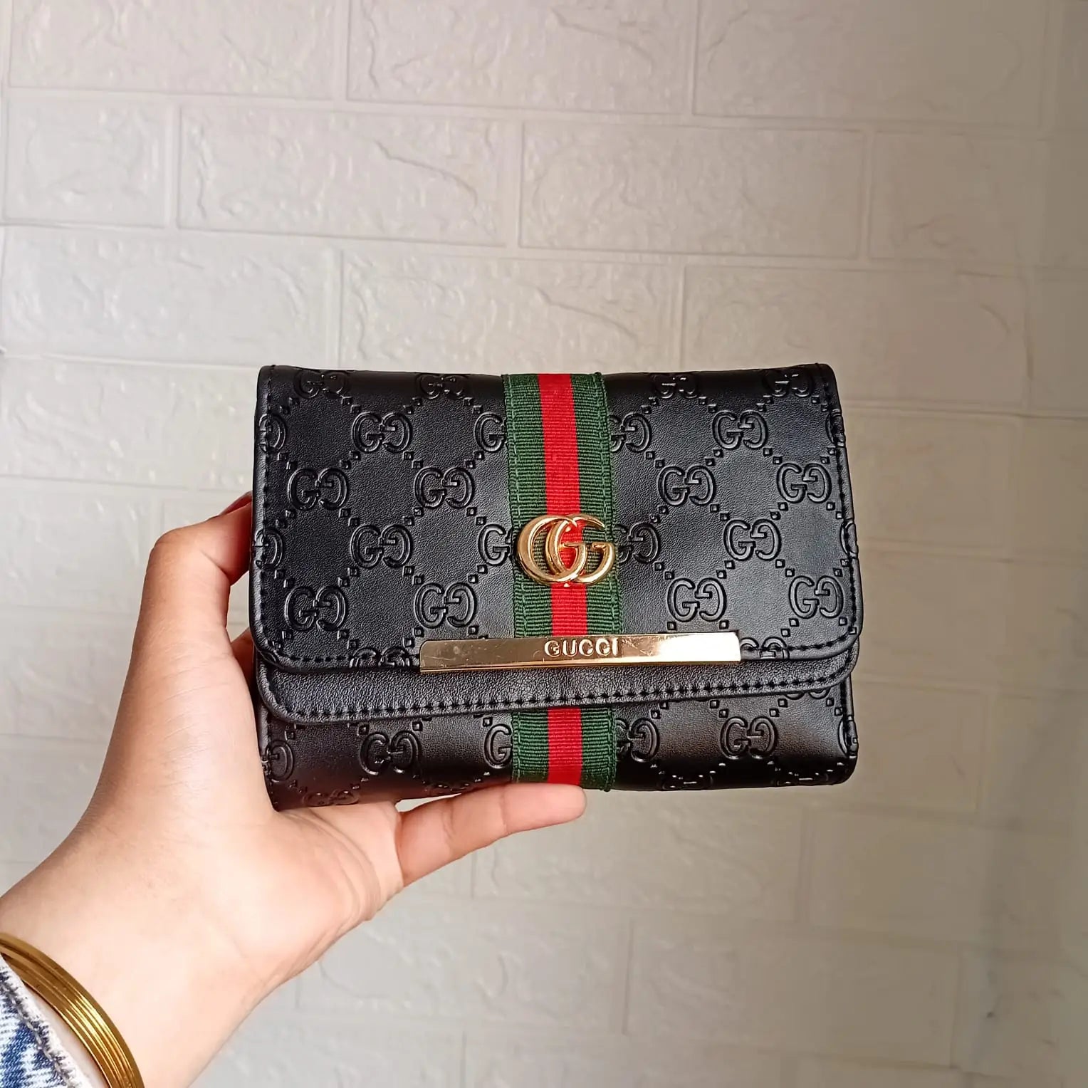 GUCCI Wallet F- 350