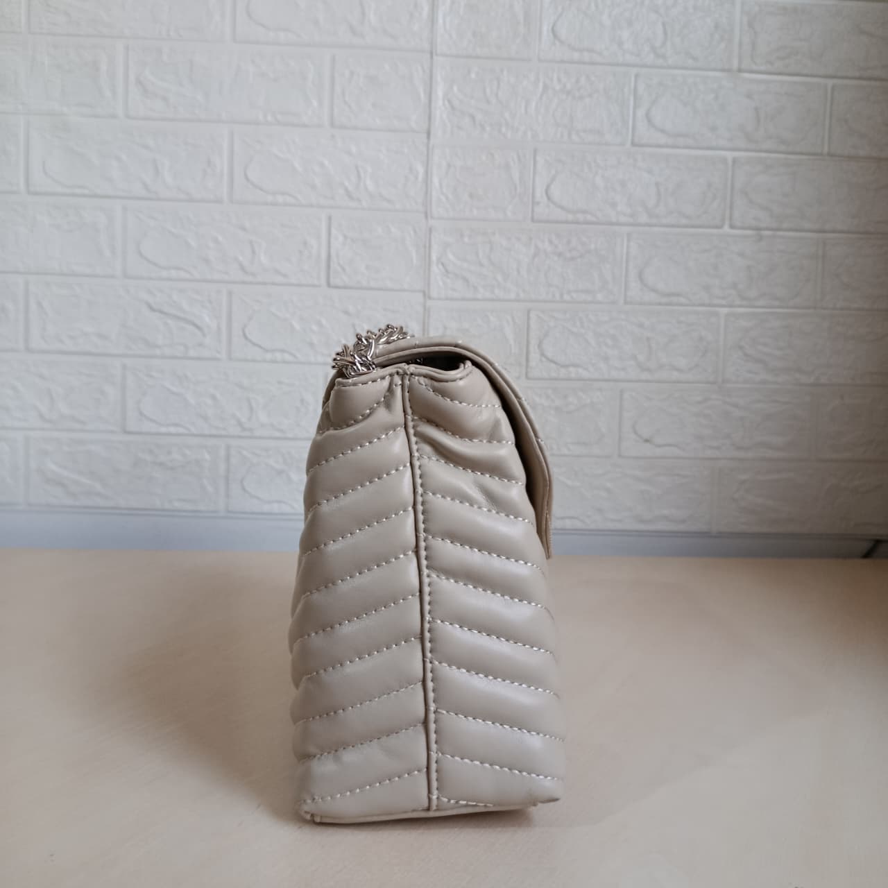 Saint Laurent Handbag N- 367