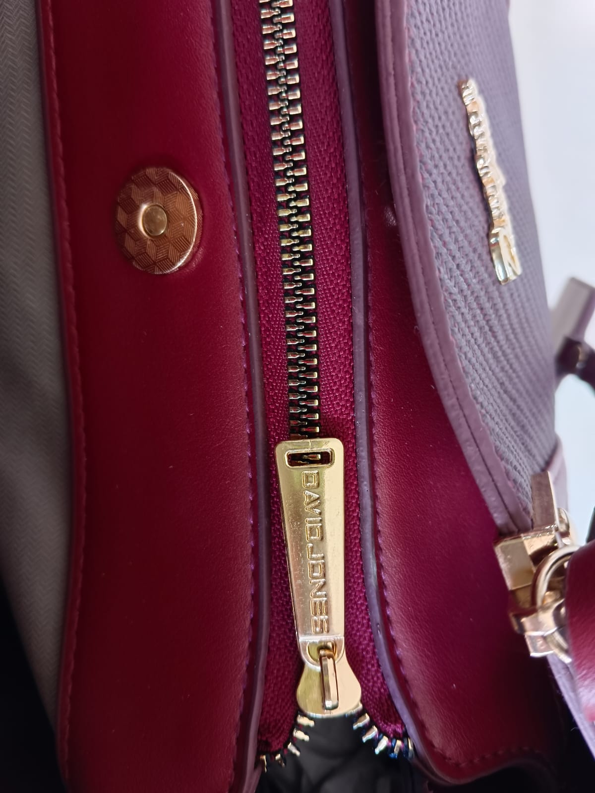 David Jones Handbag N- 408