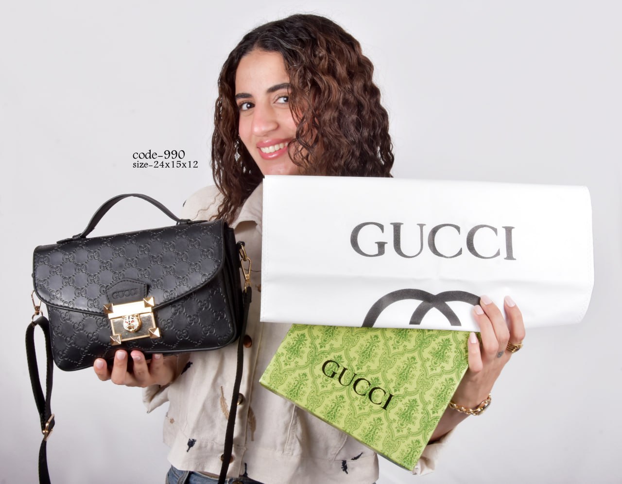 Gucci Handbag F- 990 With Box 🎁