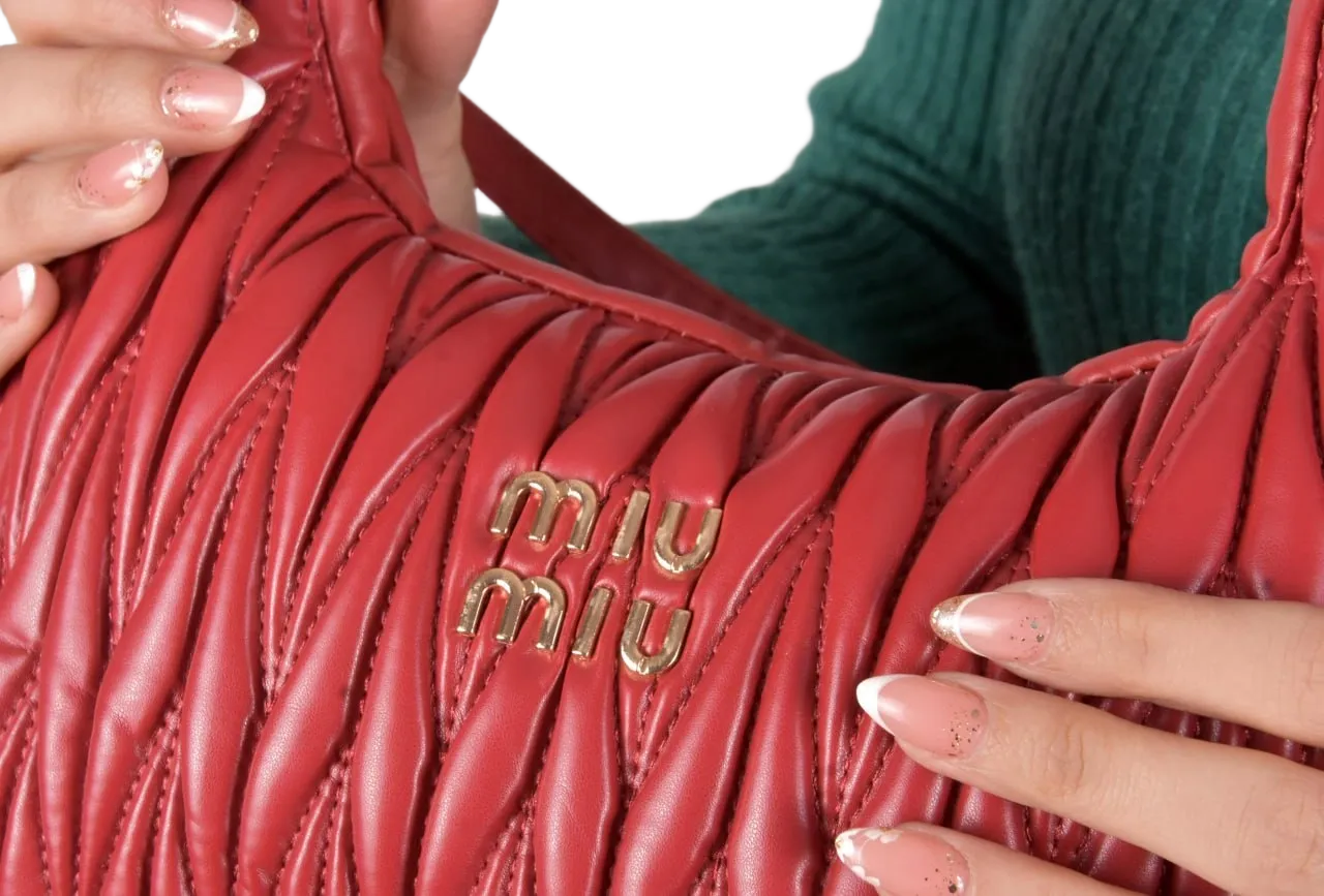 MIU MIU Handbag F- 860