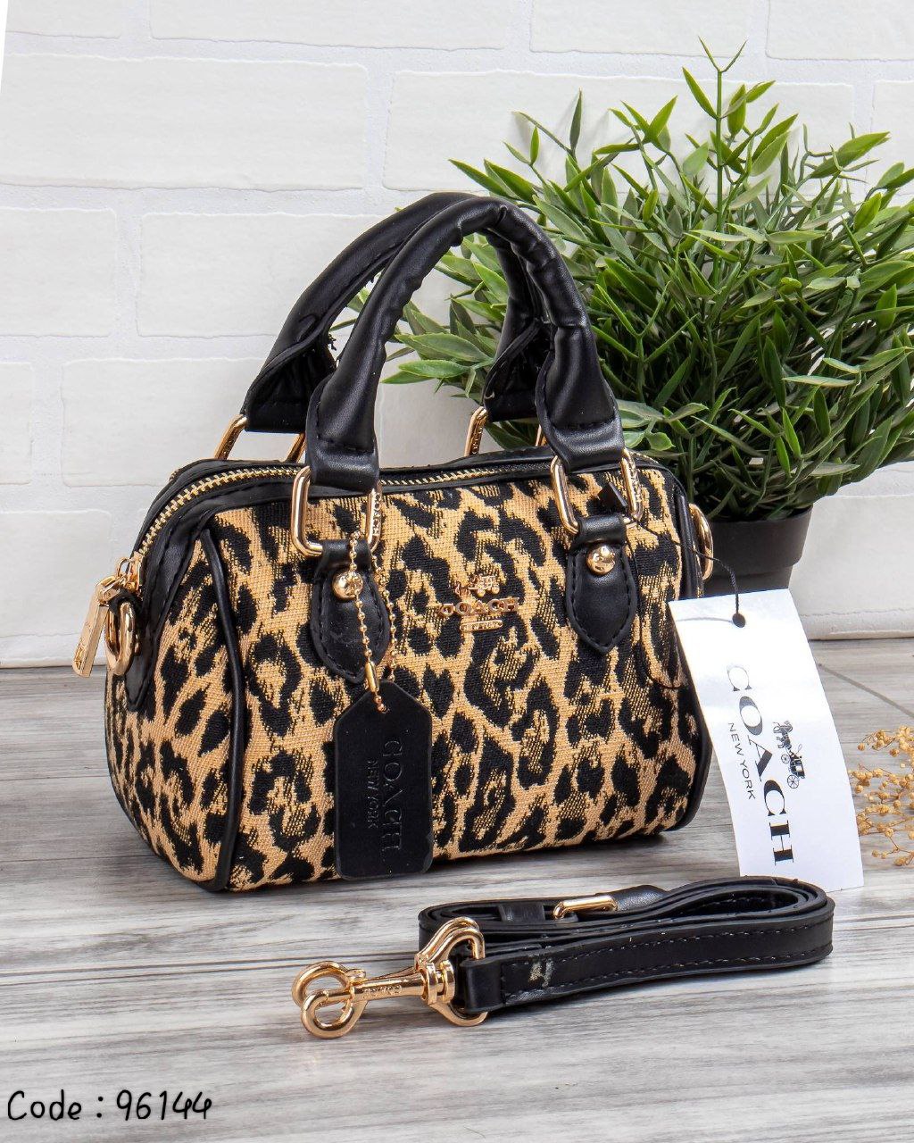 Coach Handbag L- 96144 -2