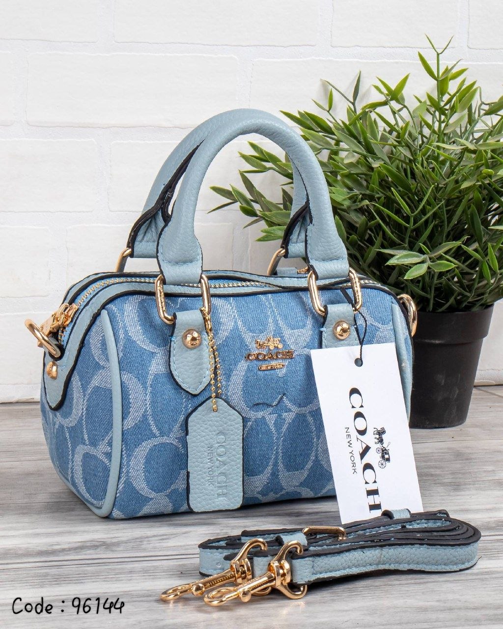 Coach Handbag L- 96144 -2