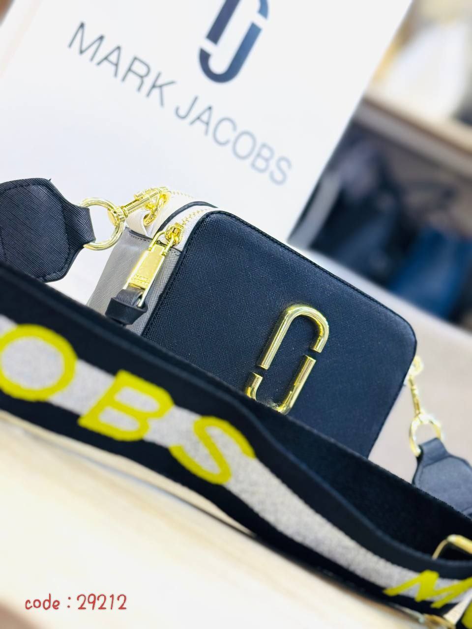 Marc Jacobs Handbag L- 29212 With Box🎁