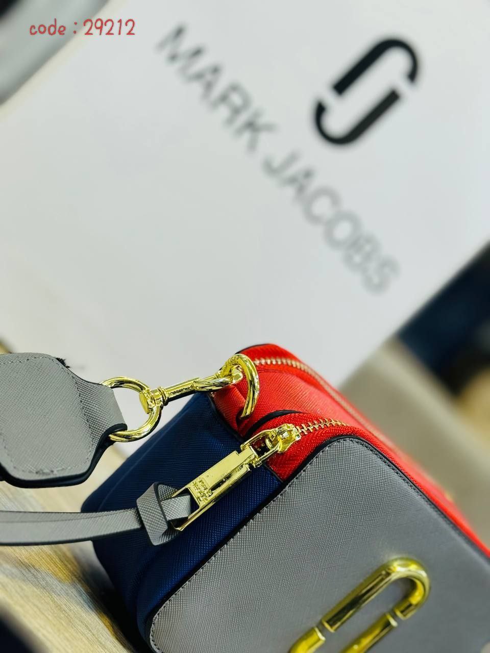 Marc Jacobs Handbag L- 29212 With Box🎁