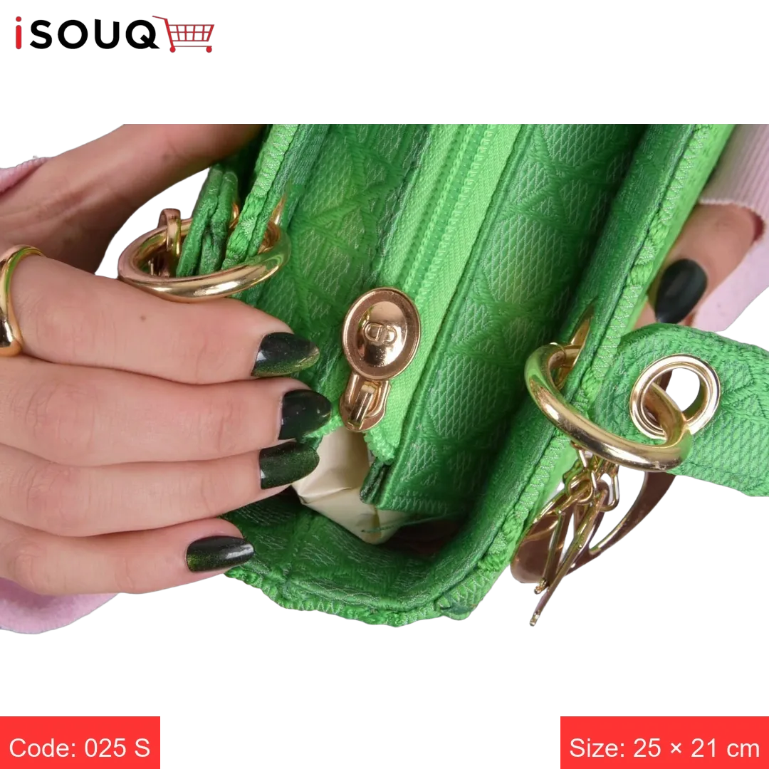 Christian Dior Handbag F- n777 with Box 🎁