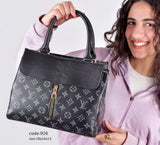 Louis Vuitton Handbag F- 926