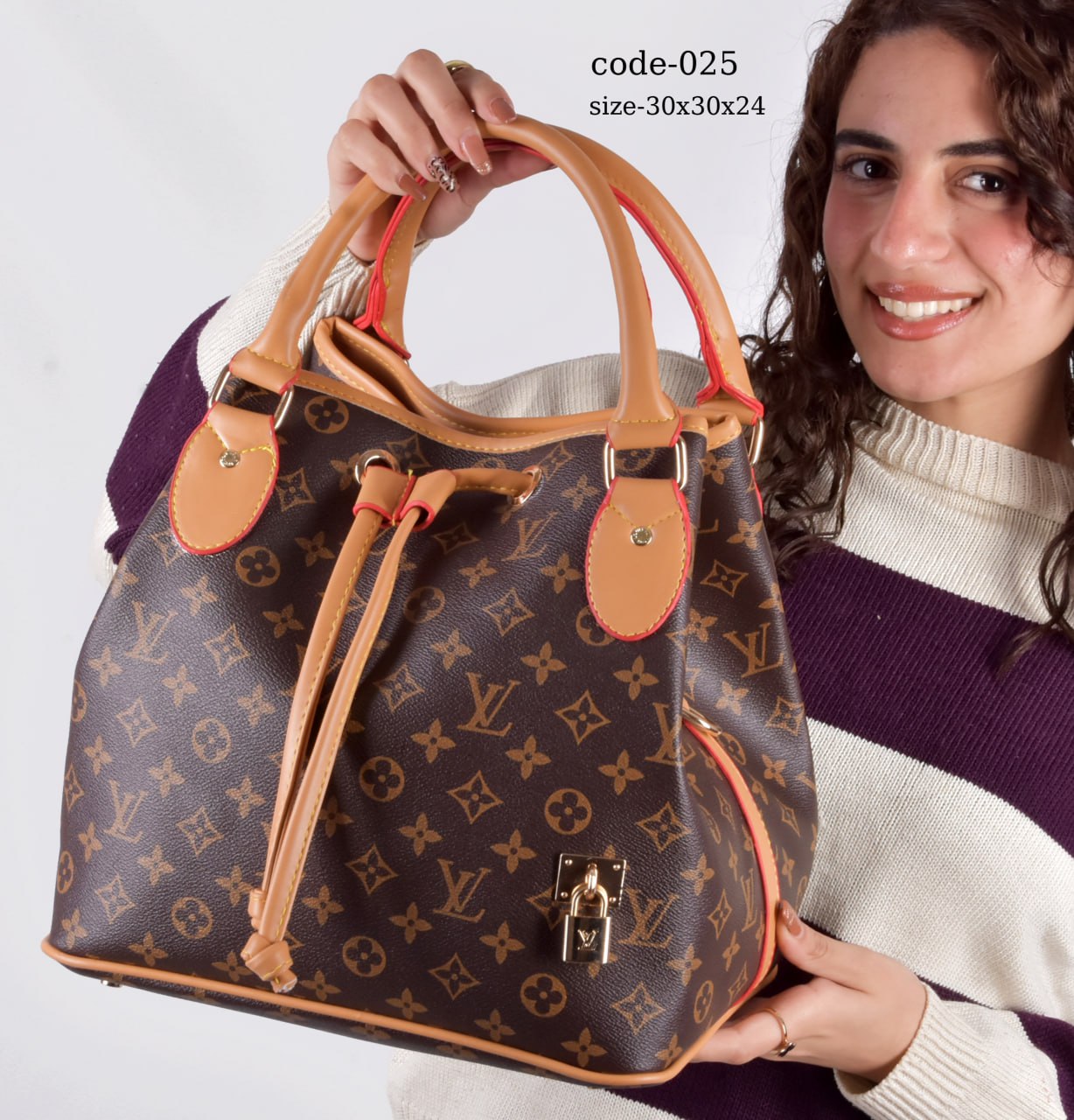 Louis Vuitton Handbag F-025 S
