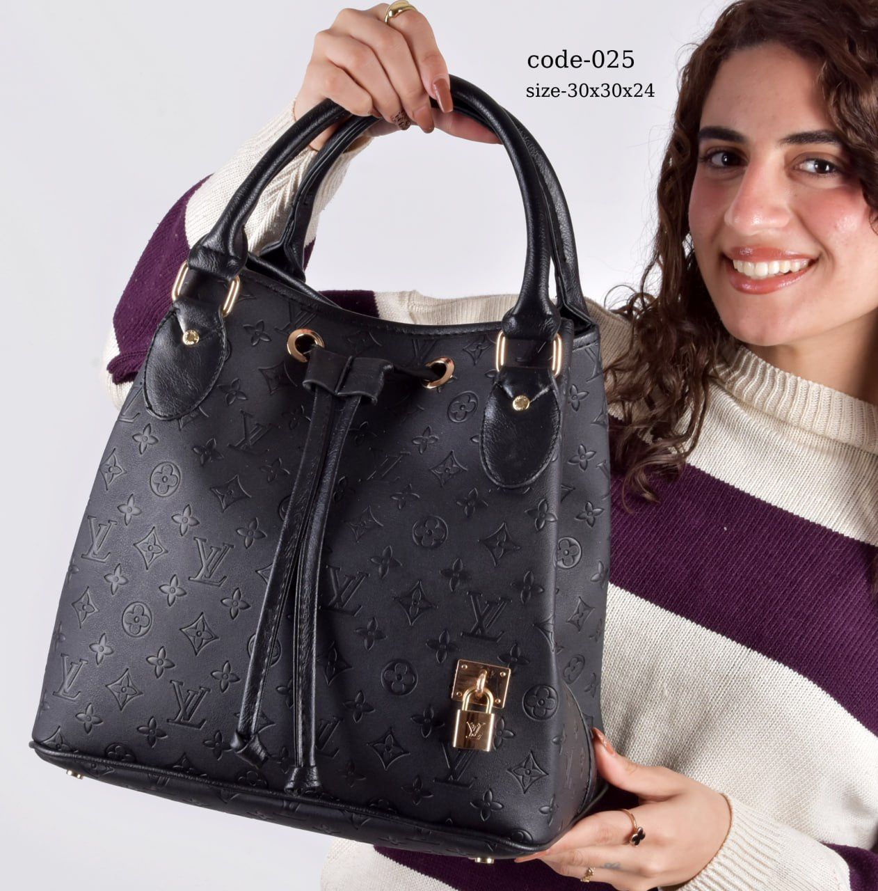 Louis Vuitton Handbag F-025 S