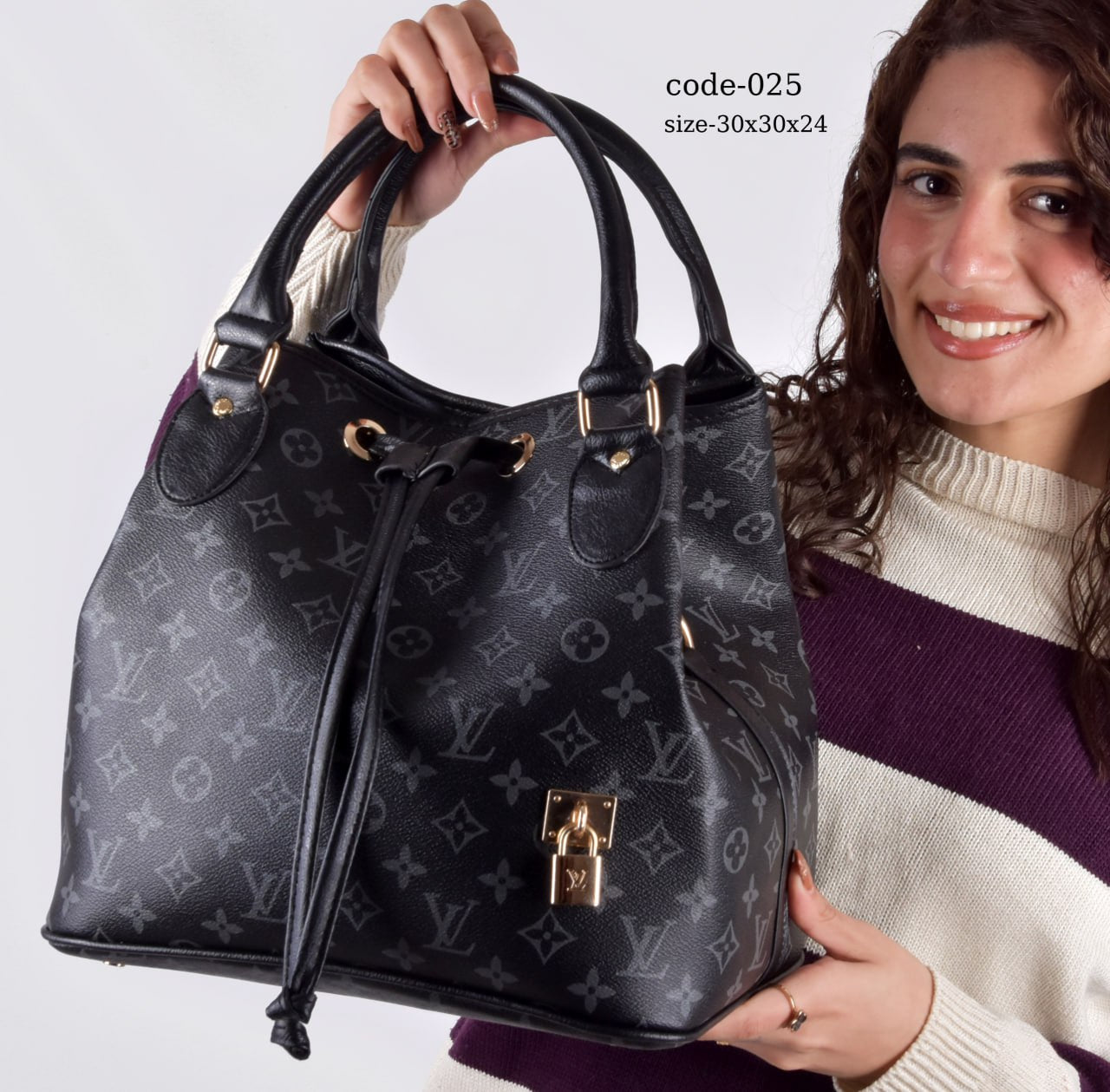 Louis Vuitton Handbag F-025 S