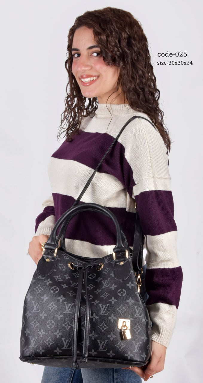 Louis Vuitton Handbag F-025 S