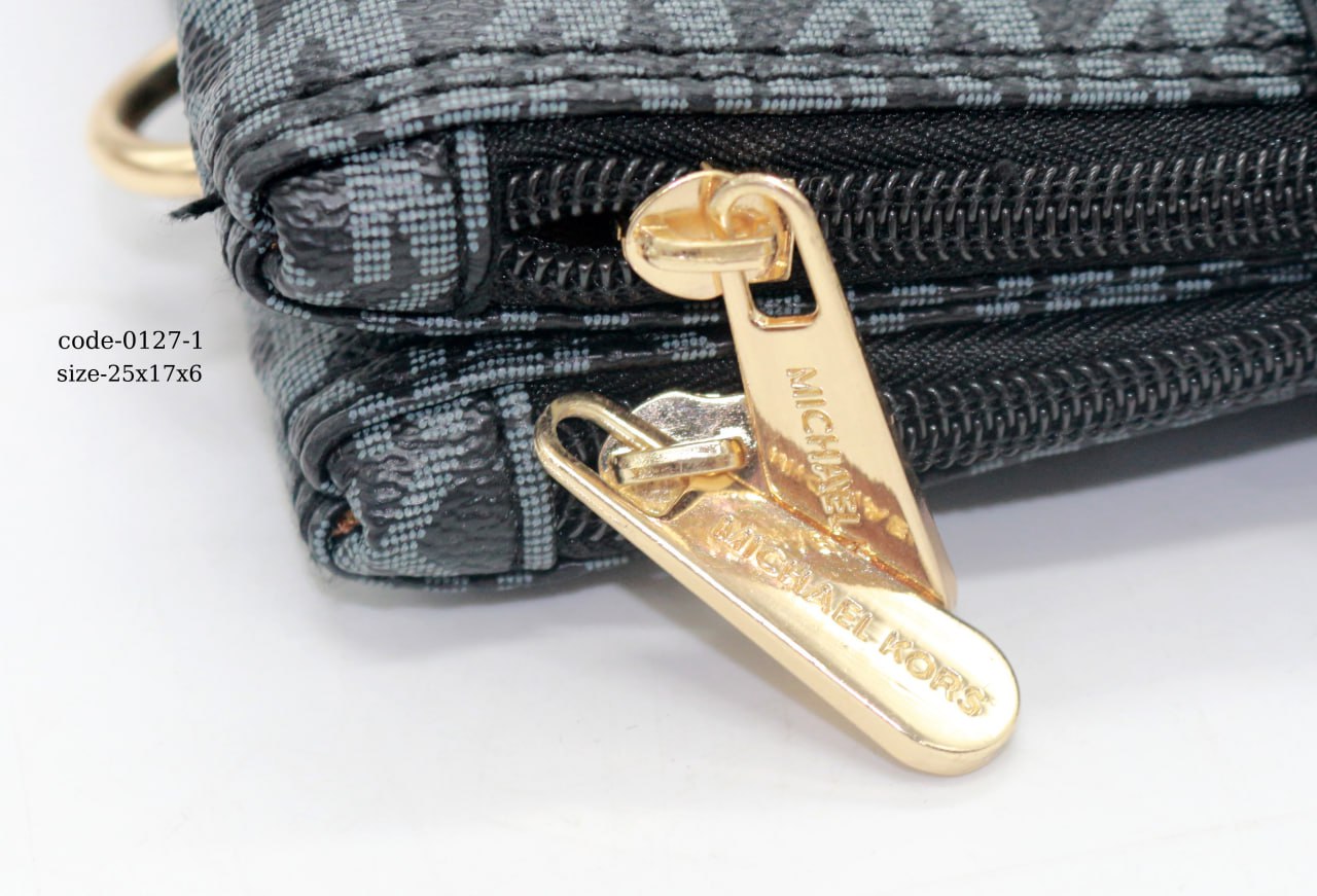 Michael Kors Handbag F- 0157