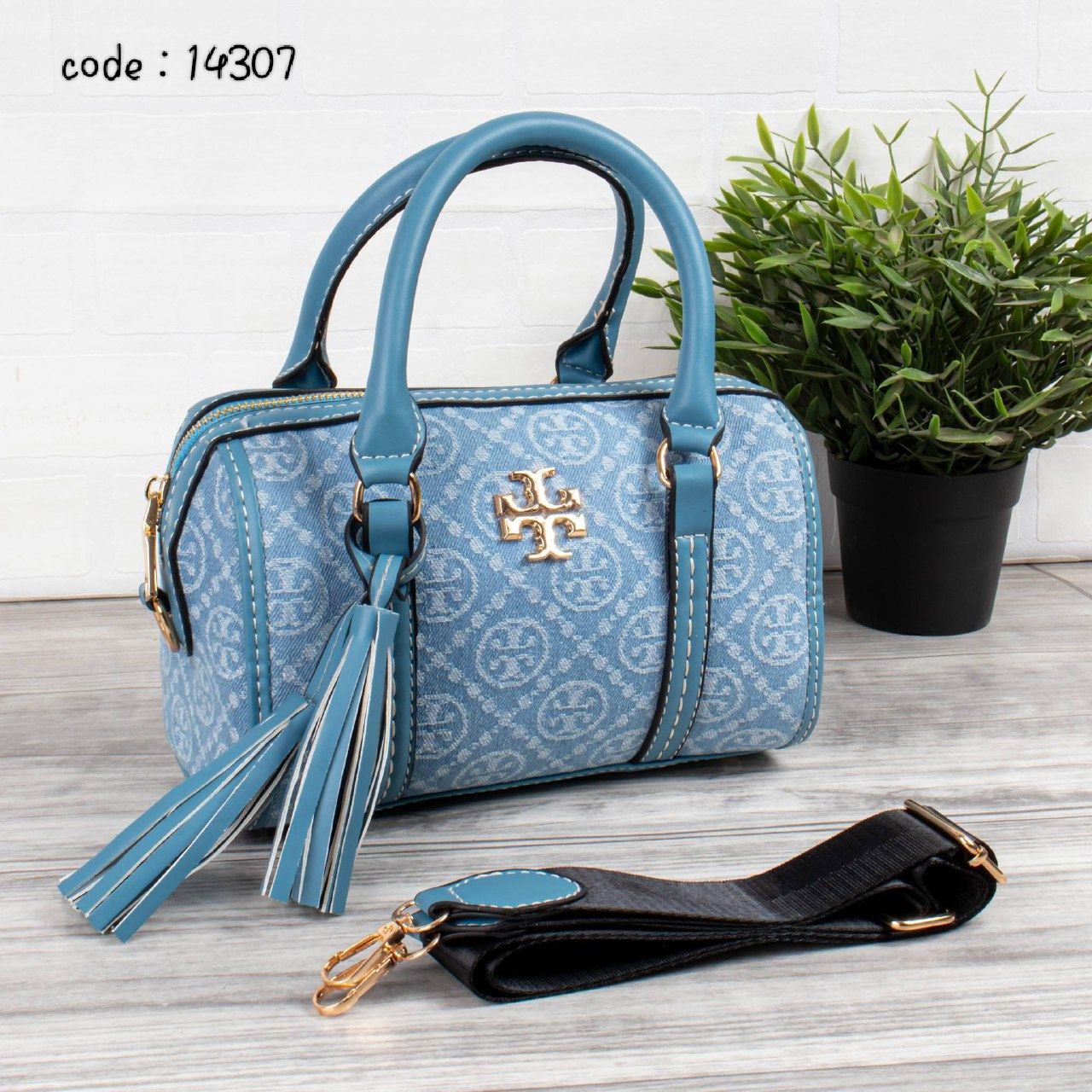 Tory Burch Handbag L- 14307