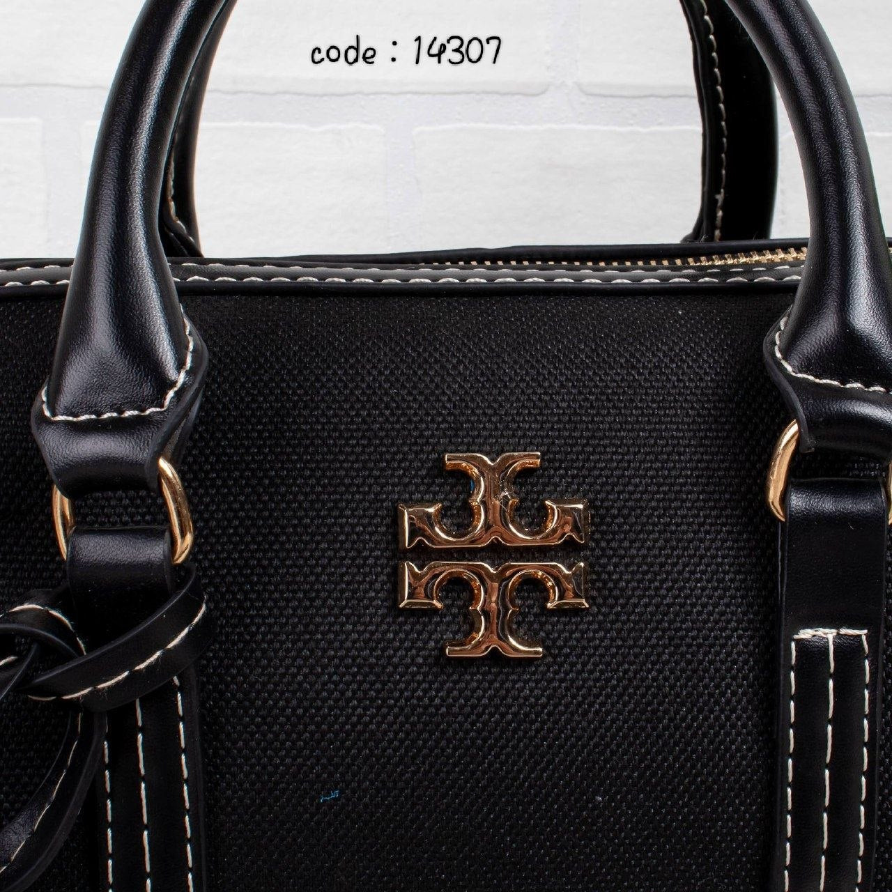 Tory Burch Handbag L- 14307