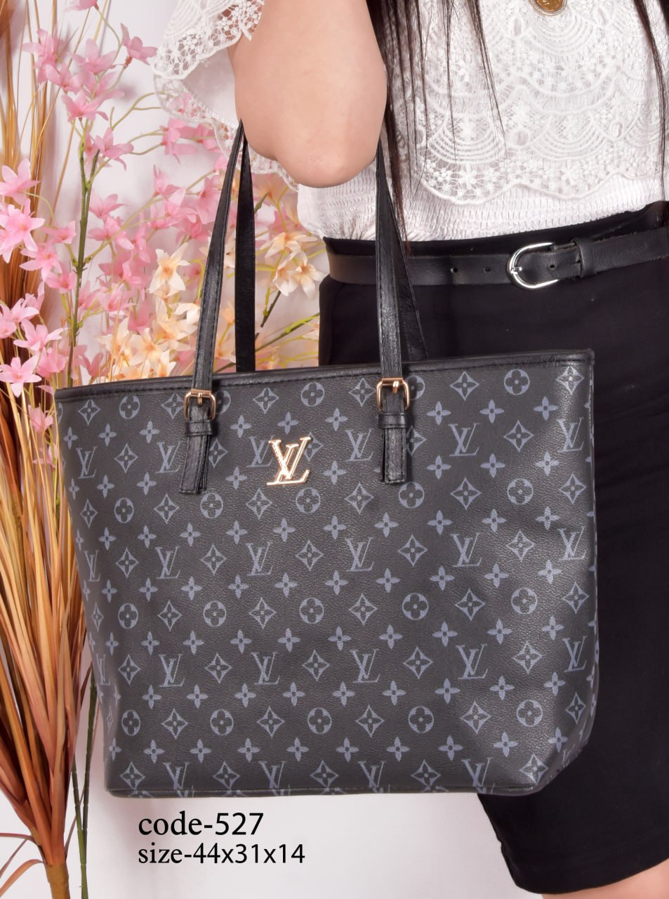 Louis Vuitton Handbag F- 527 S