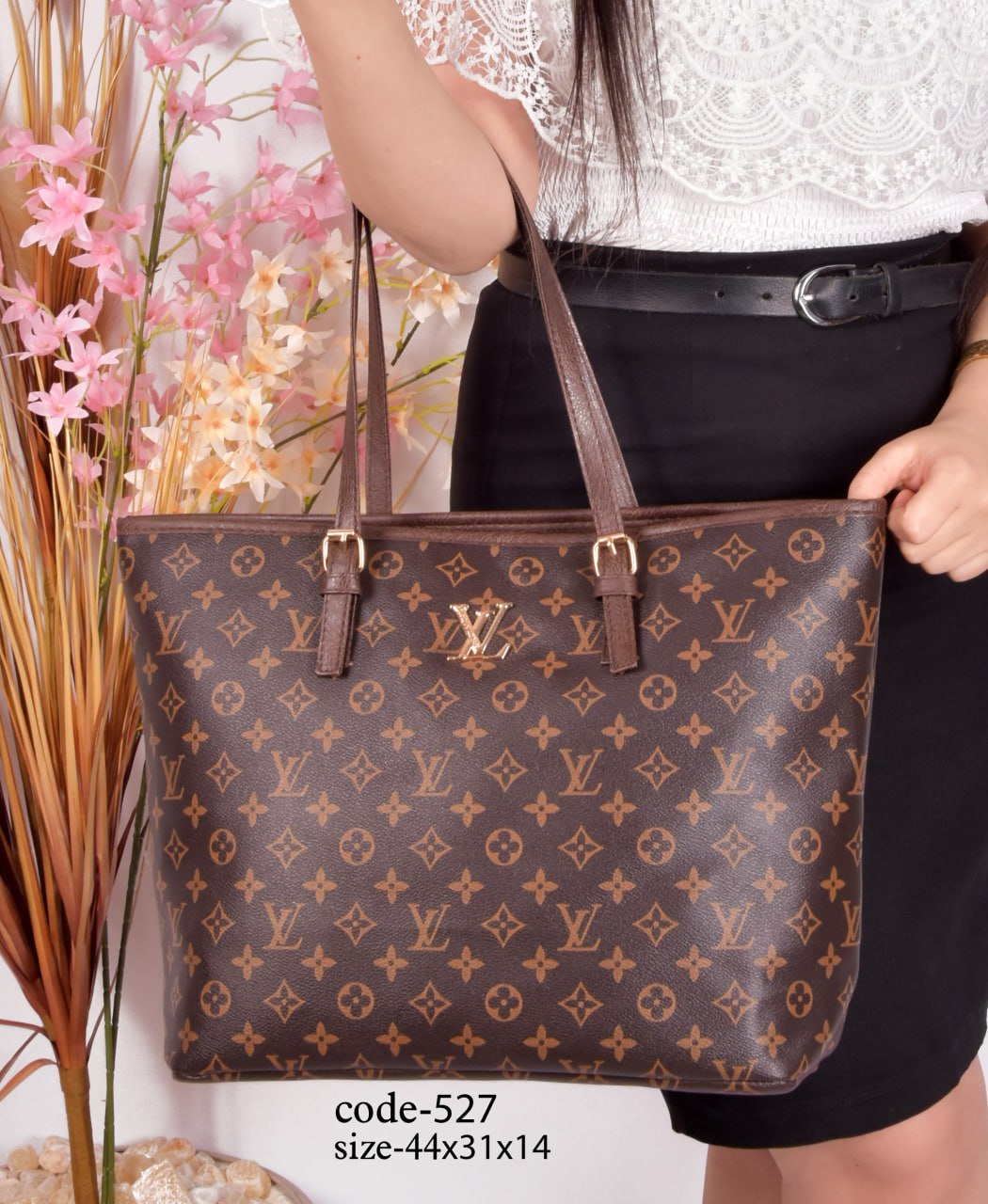 Louis Vuitton Handbag F- 527 S