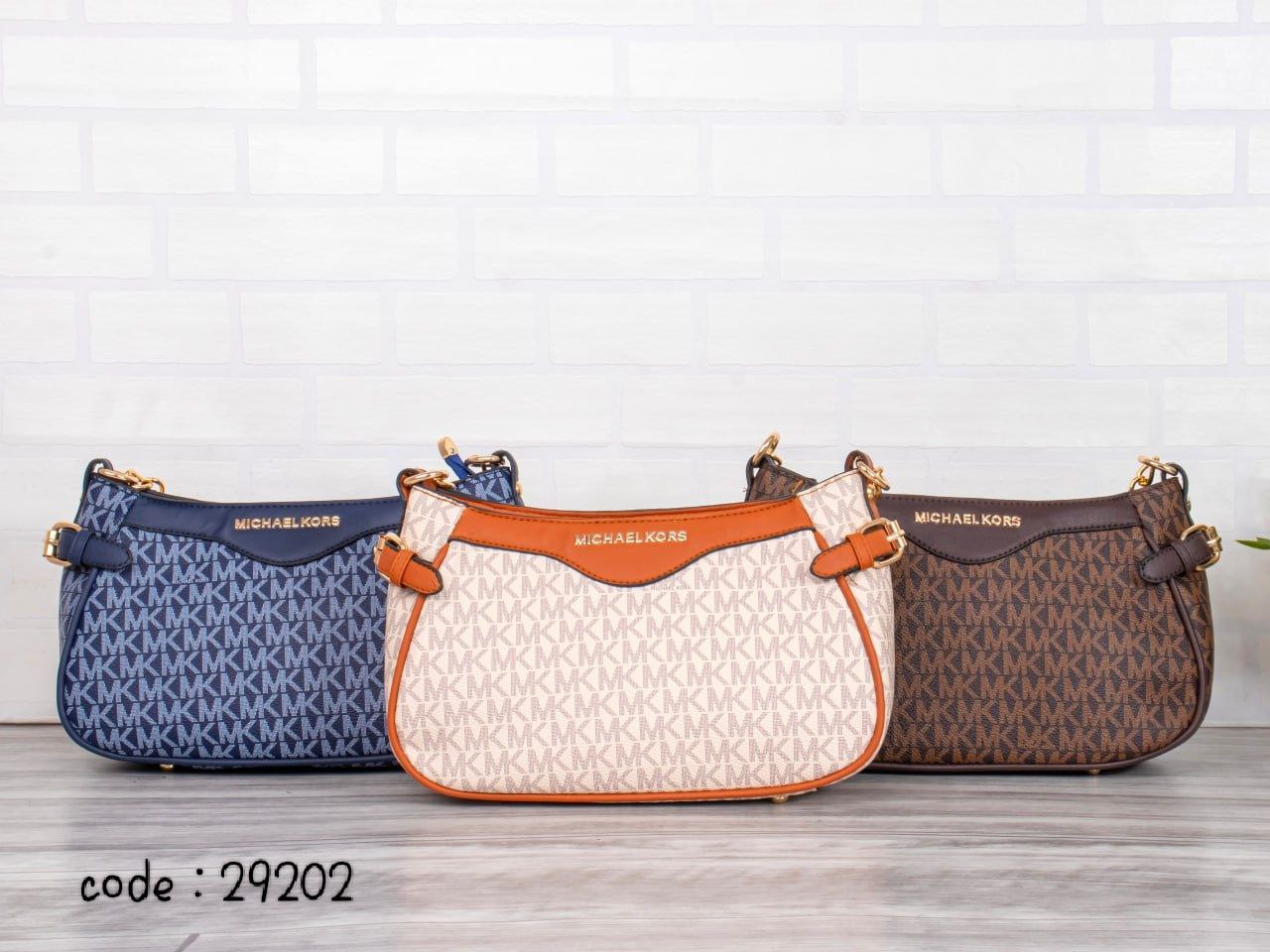 Michael Kors Handbag L- 29202