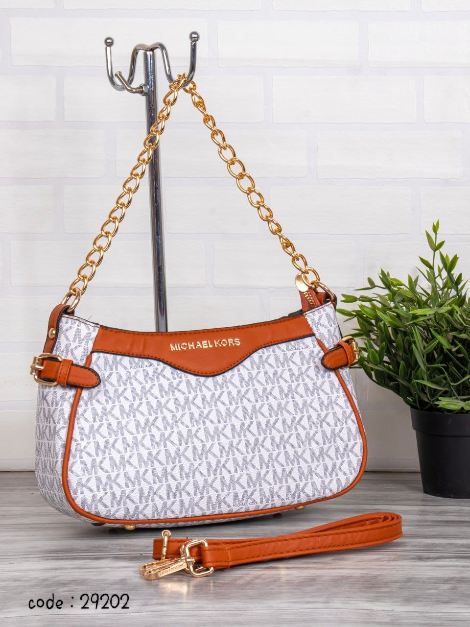 Michael Kors Handbag L- 29202