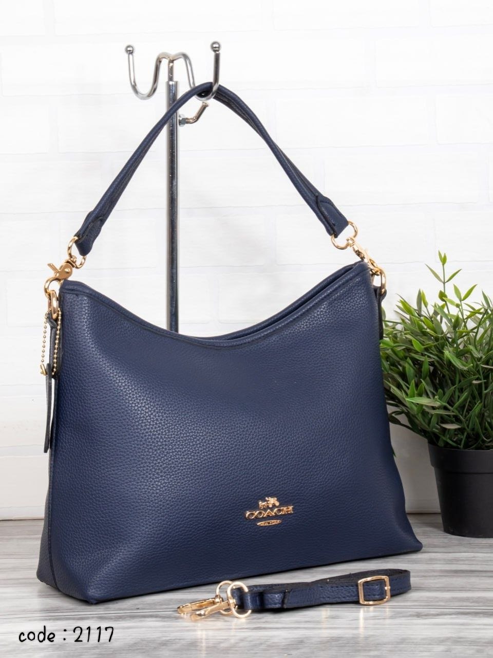 Coach Handbag L- 2117