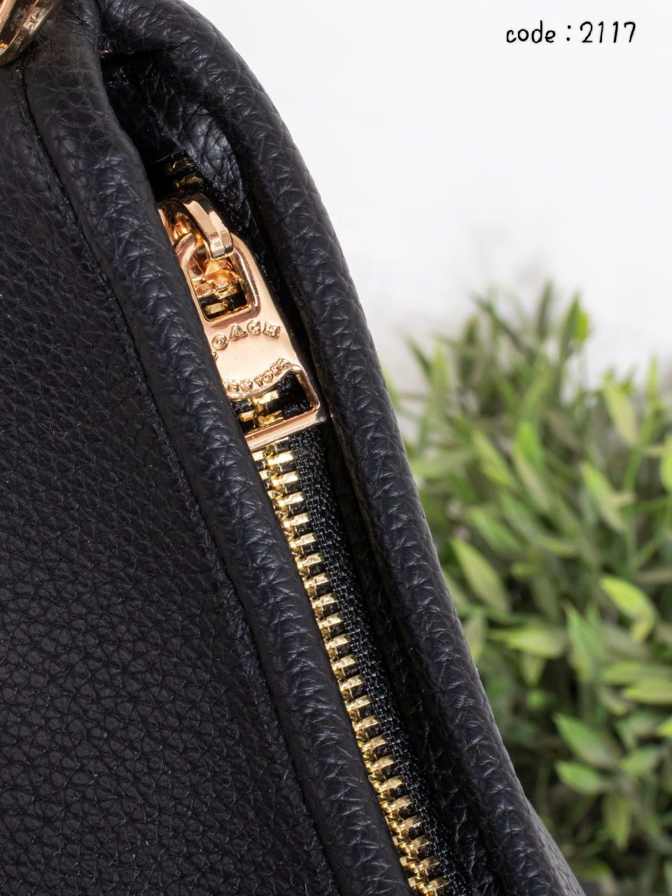 Coach Handbag L- 2117