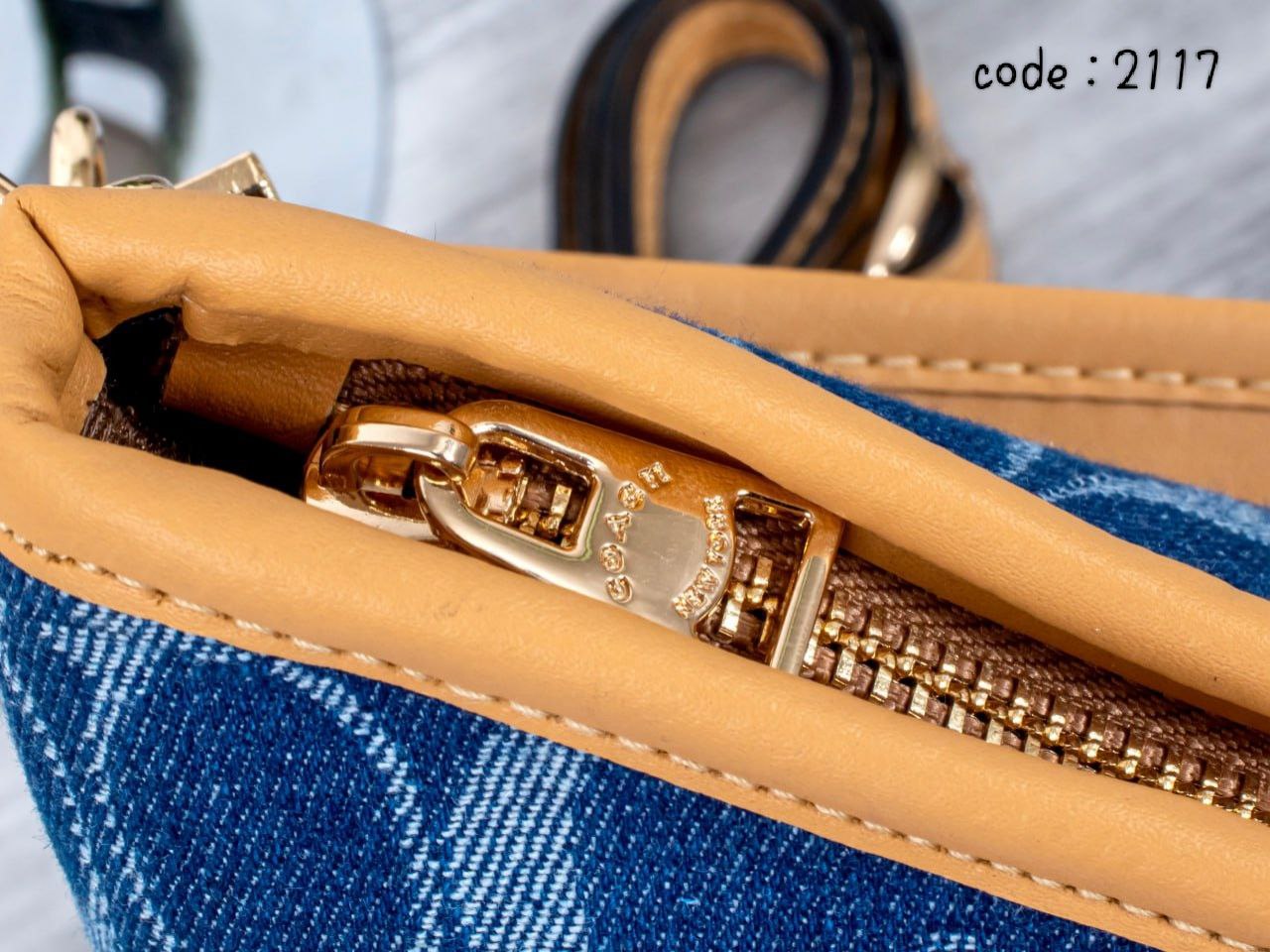 Coach Handbag L- 2117 -2