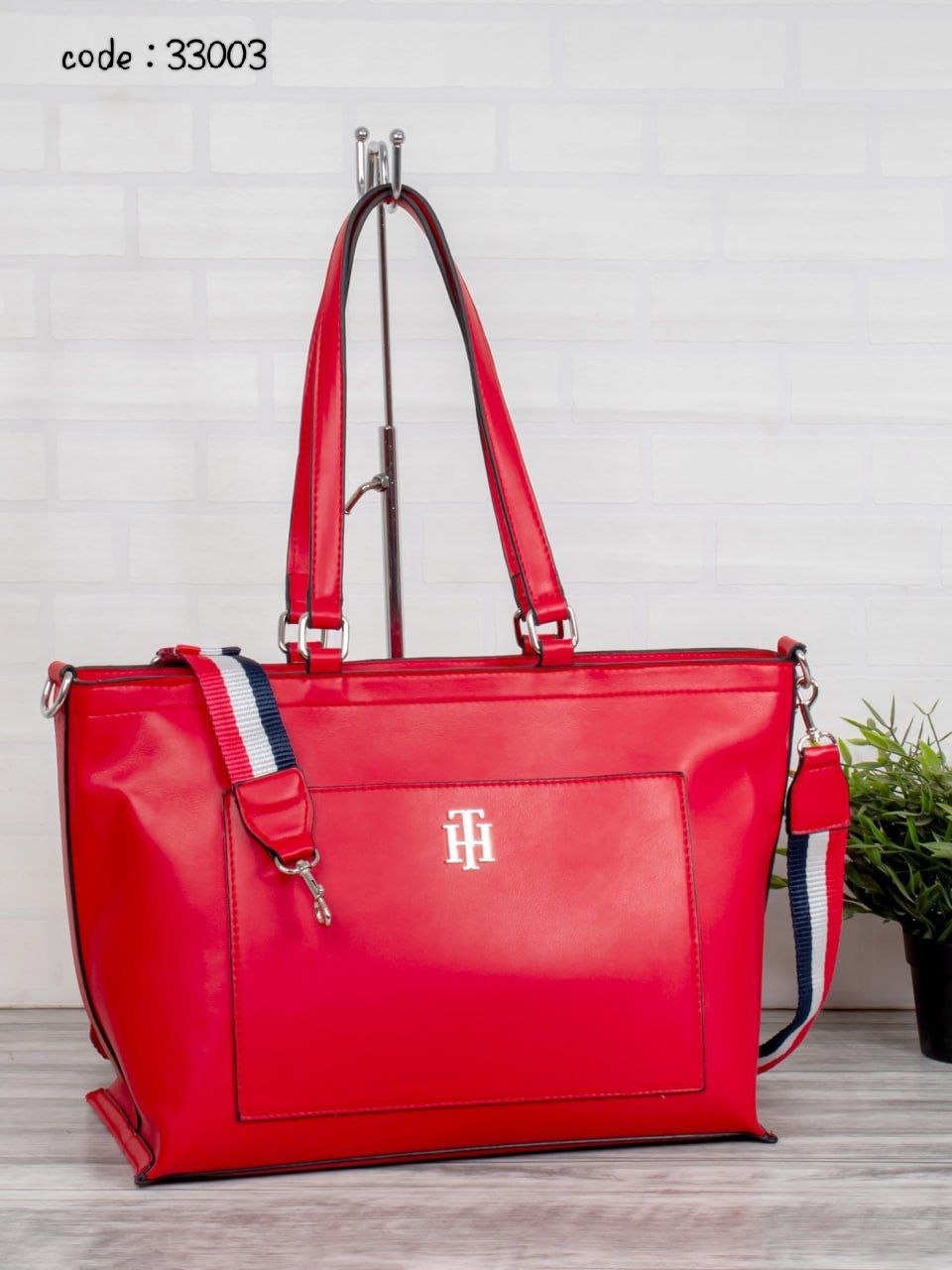Tommy Hilfiger Handbag L- 33003