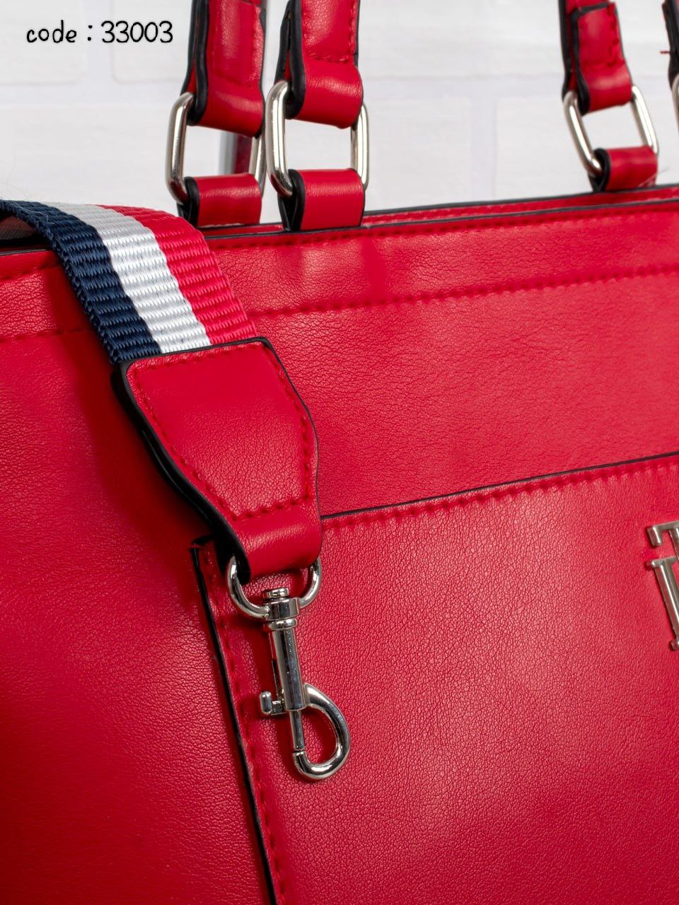 Tommy Hilfiger Handbag L- 33003