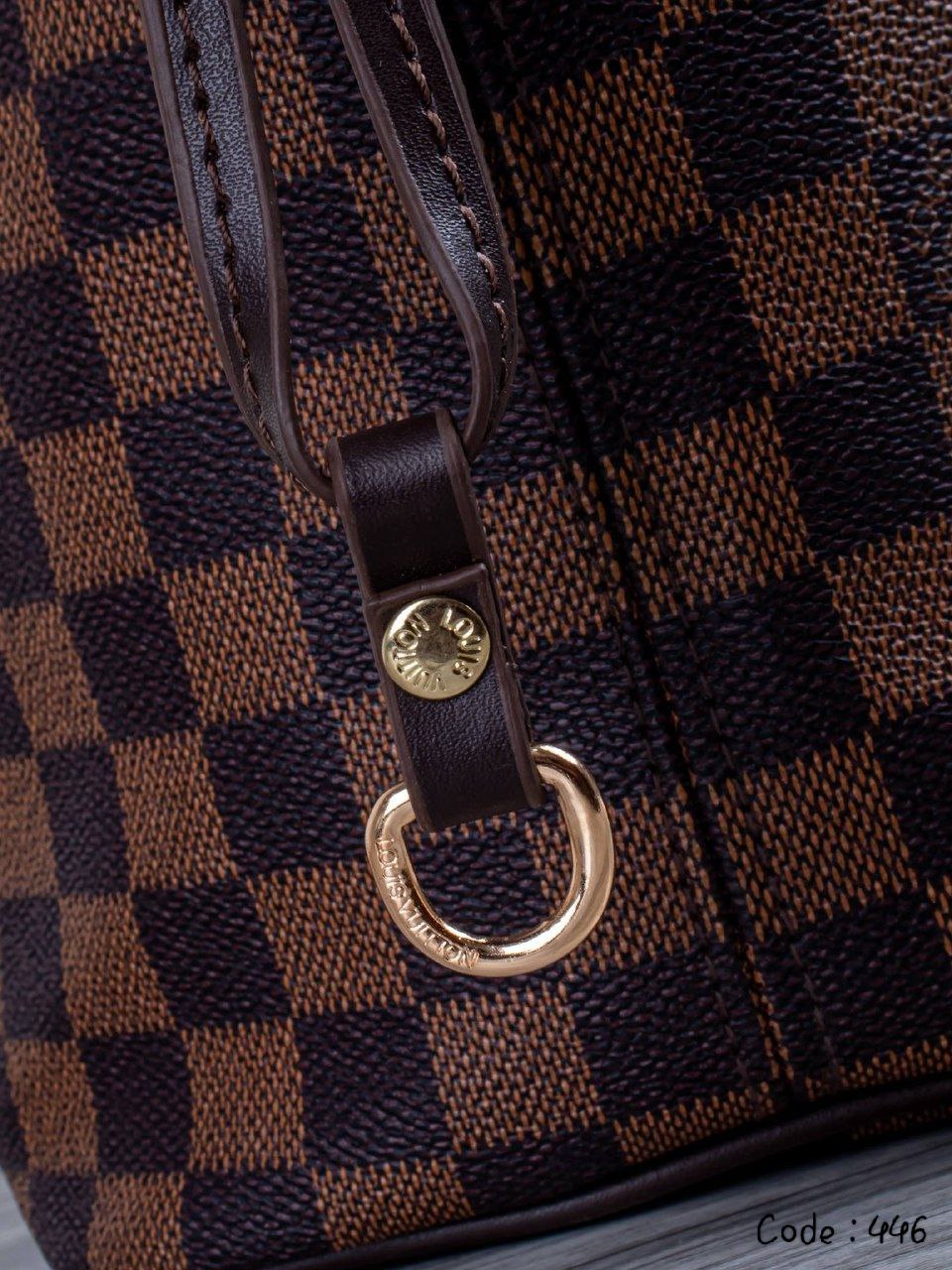Louis Vuitton Handbag L- 446