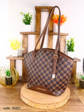 Louis Vuitton Handbag L- 35201