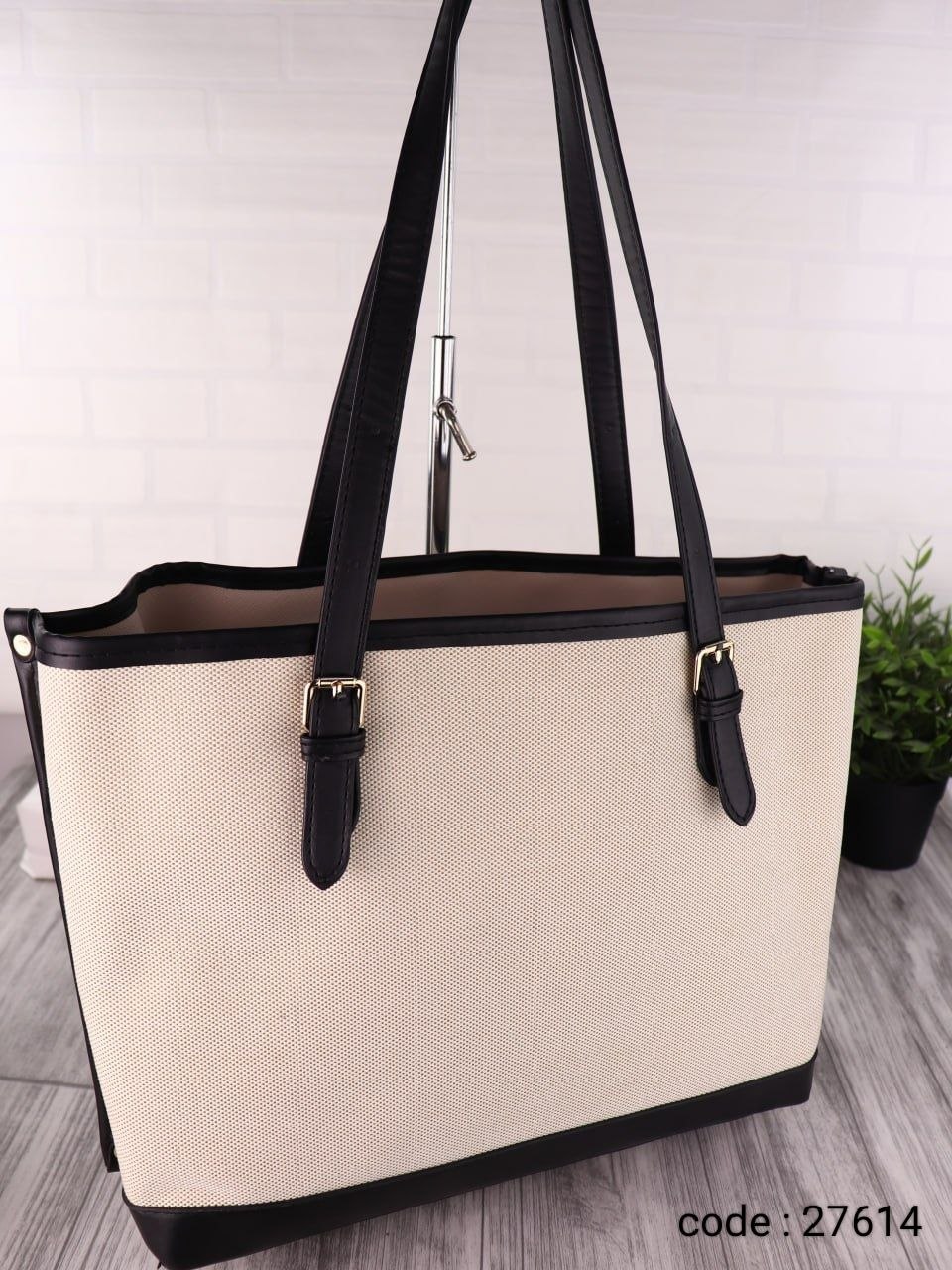 Coach Handbag L- 27614
