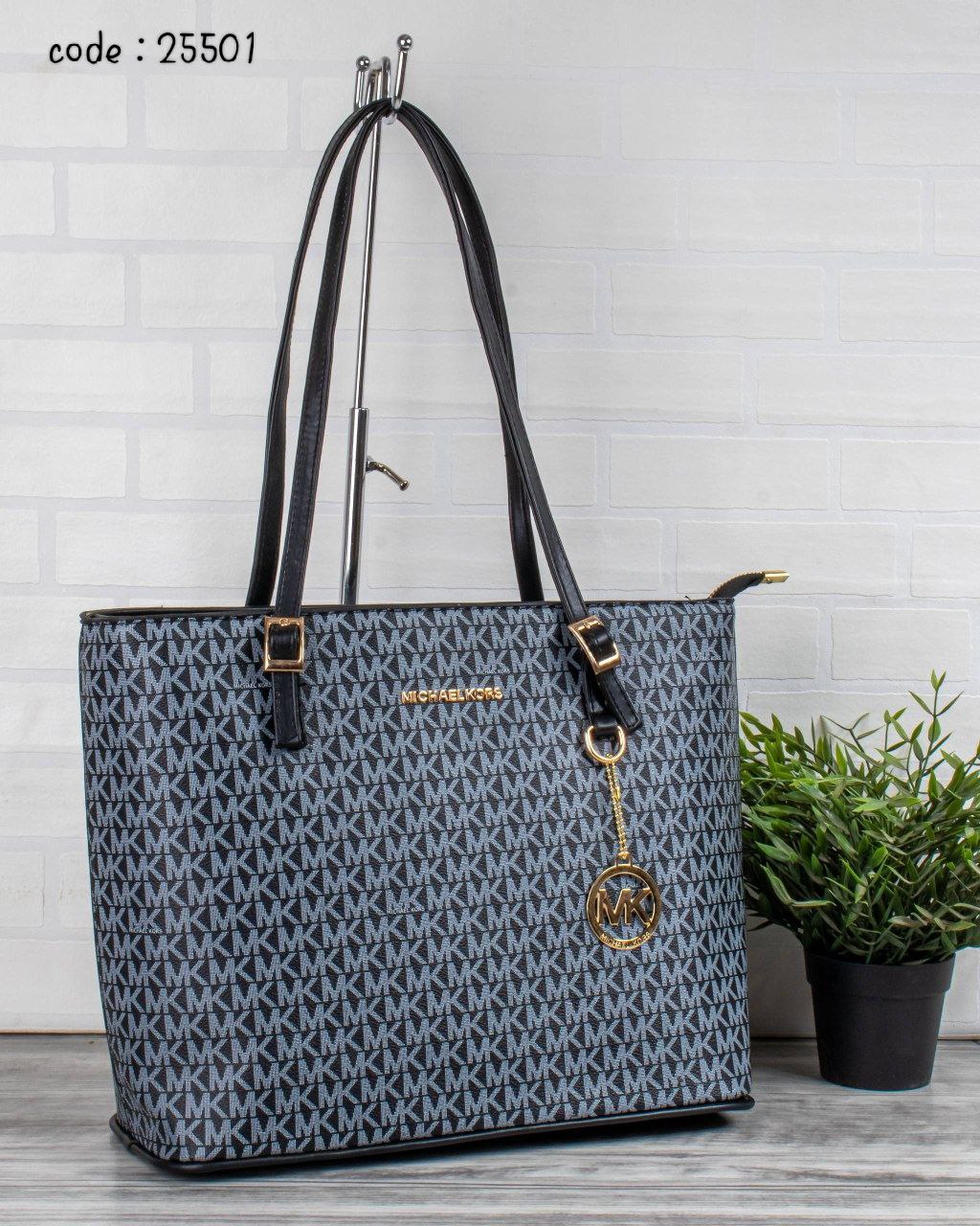 Michael Kors Handbag L- 25501