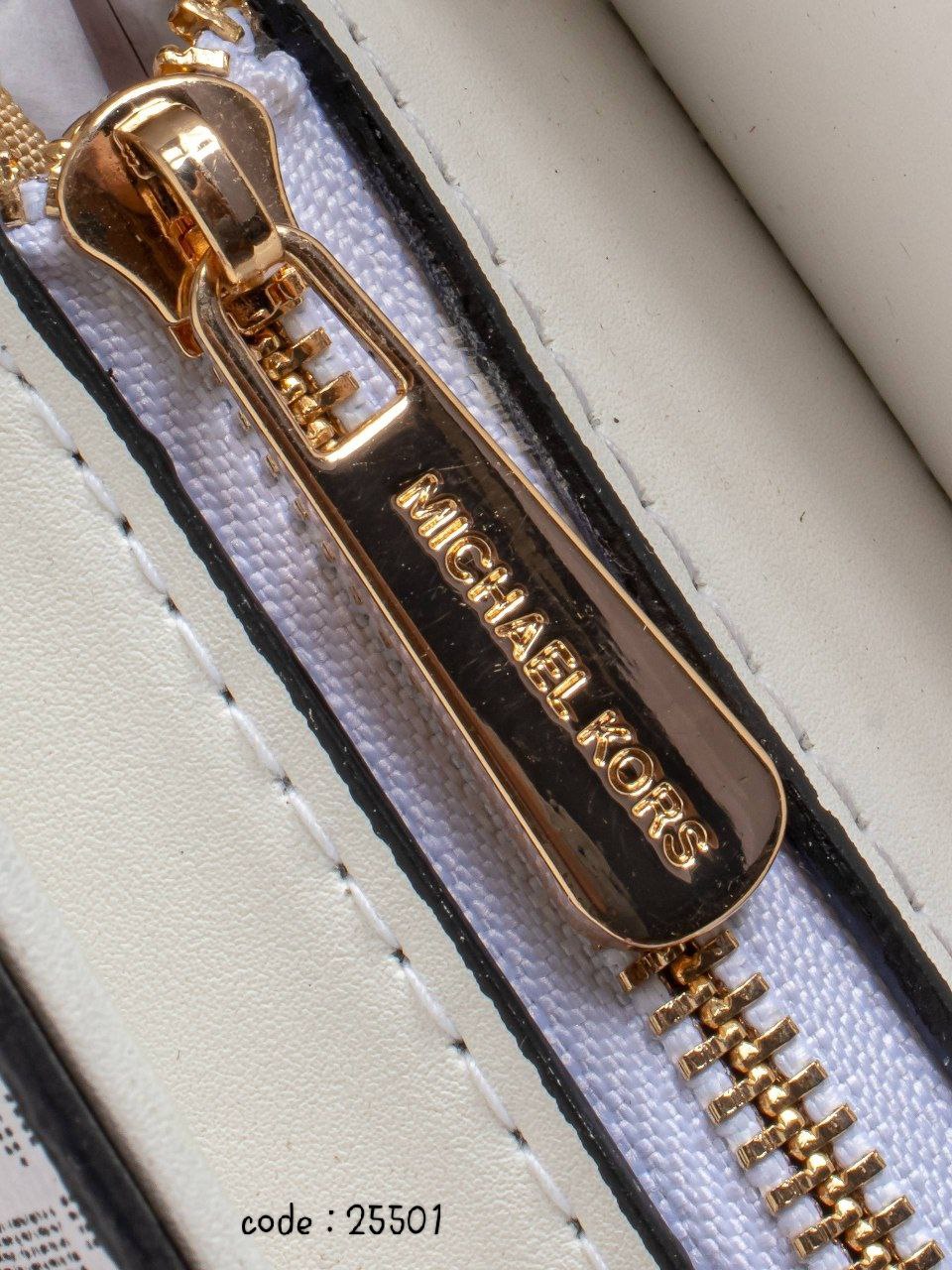 Michael Kors Handbag L- 25501