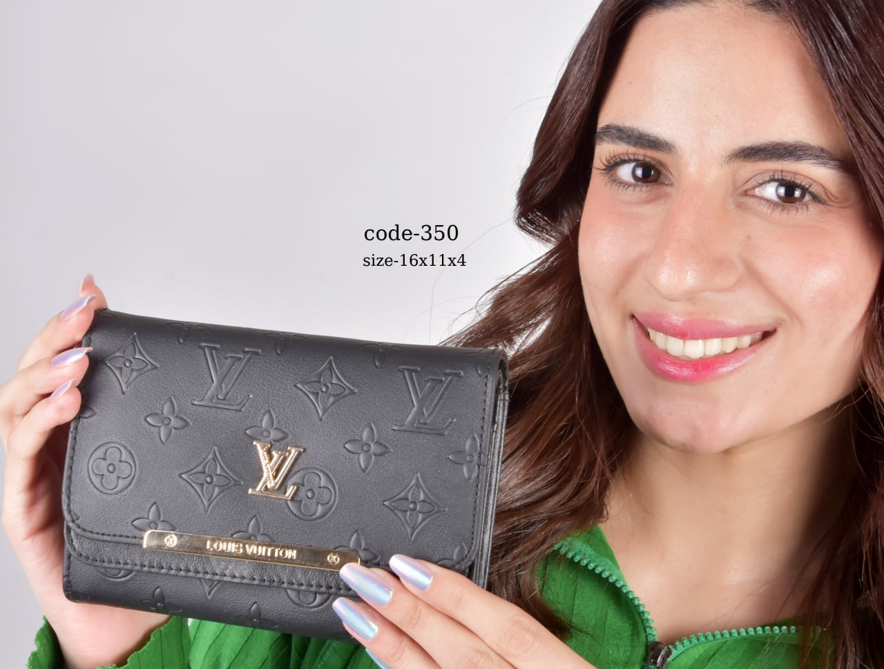 Louis Vuitton Wallet F- 350
