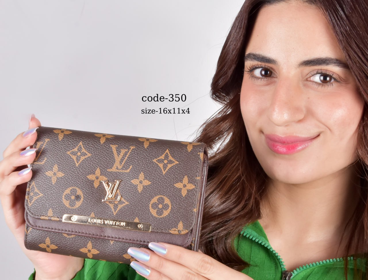 Louis Vuitton Wallet F- 350